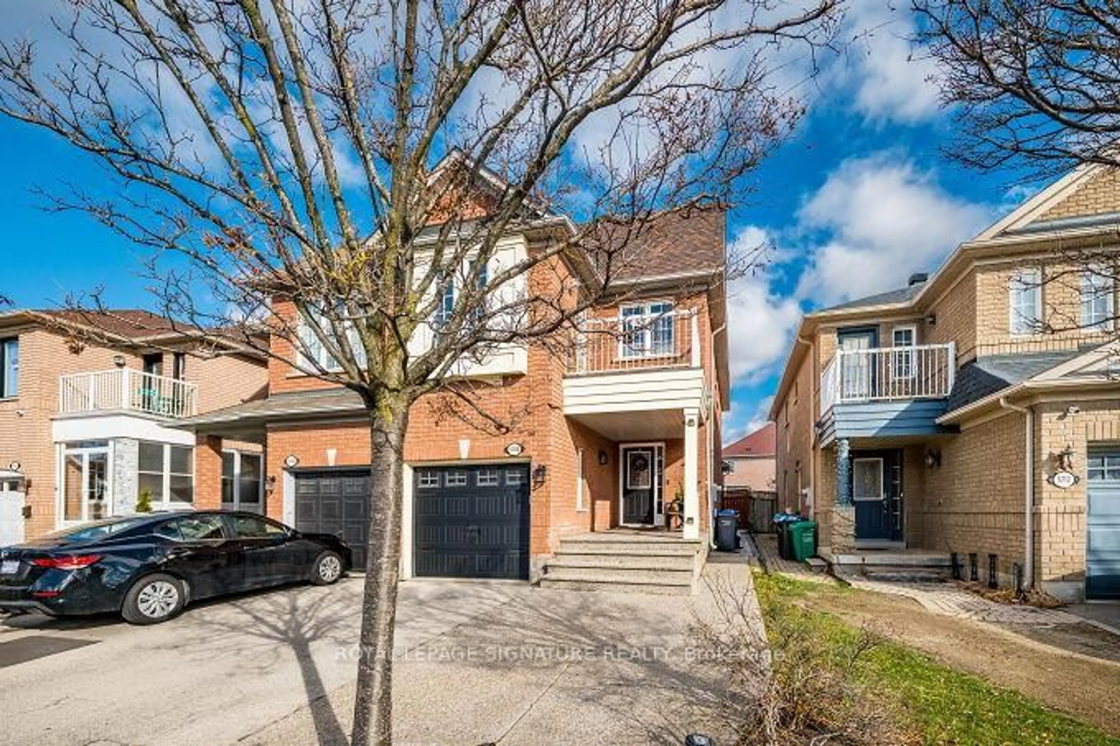 Home with brick exterior material, street for 5708 Margarita Cres, Mississauga Ontario L5M 6Y8