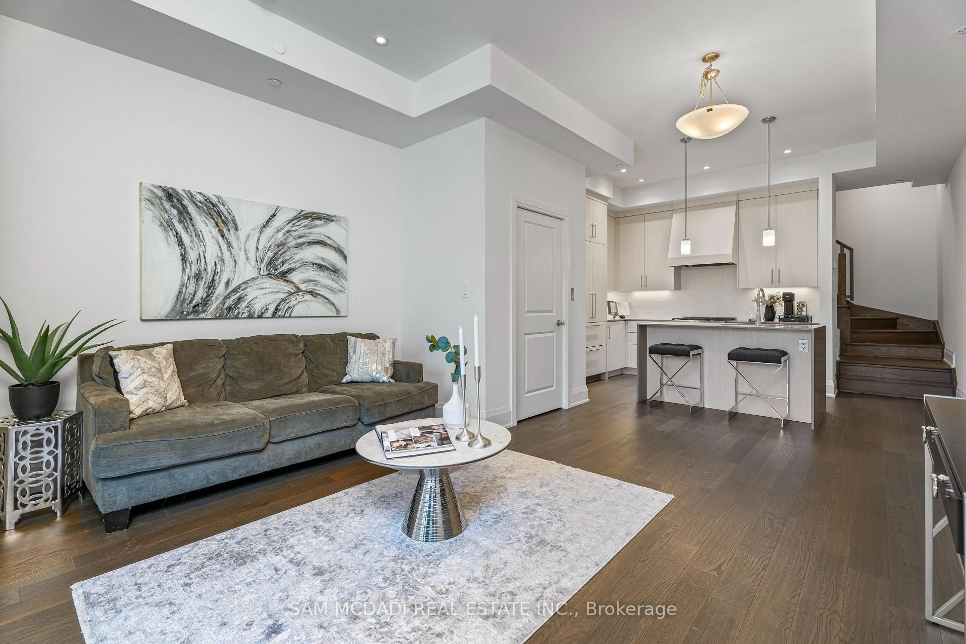 Living room with furniture, unknown for 95 Brookfield Rd #21, Oakville Ontario L6K 2Y8