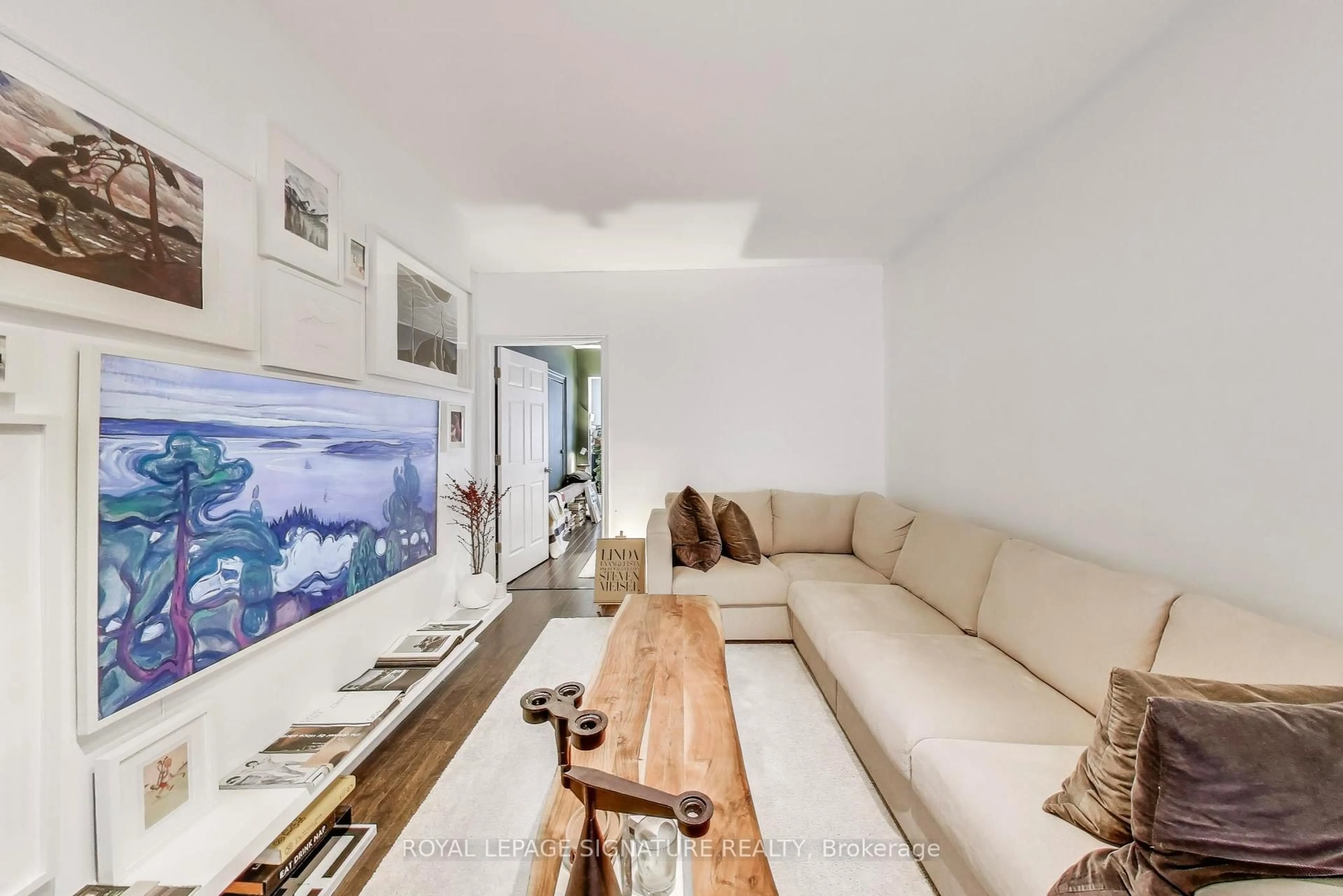 Living room with furniture, unknown for 232 Pacific Ave, Toronto Ontario M6P 2P5