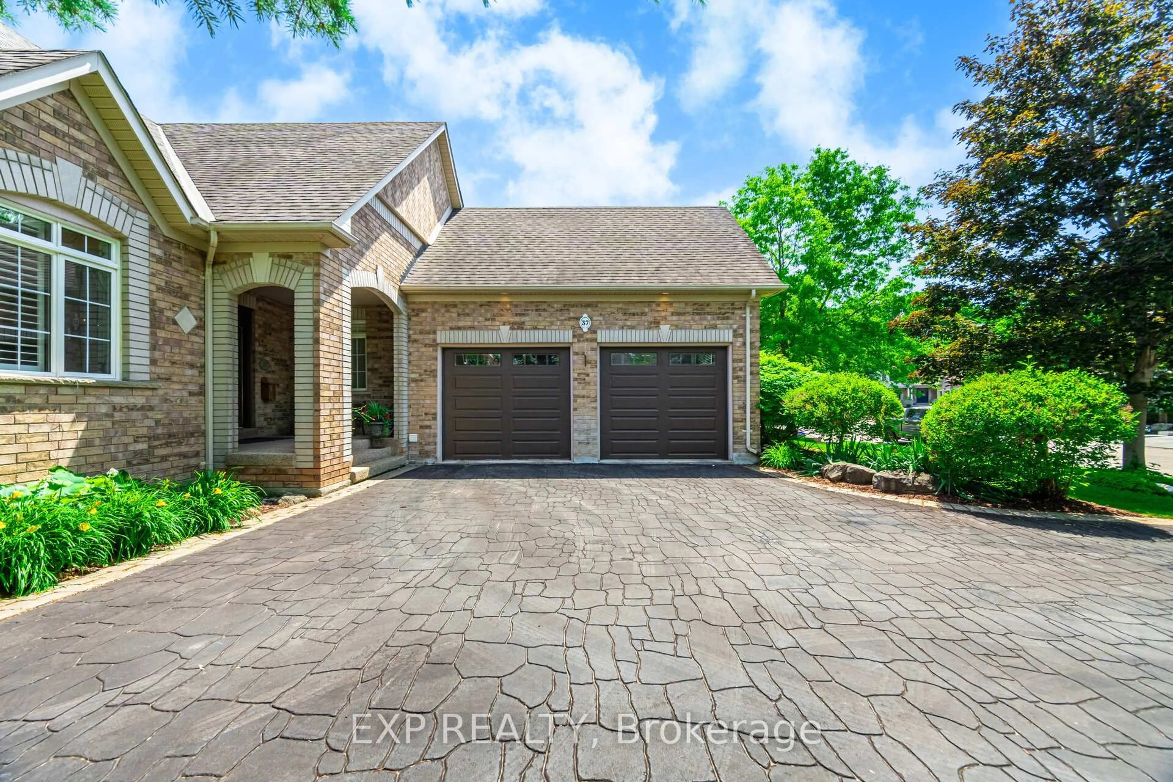 Home with brick exterior material, street for 37 Links Lane, Brampton Ontario L6Y 5H2