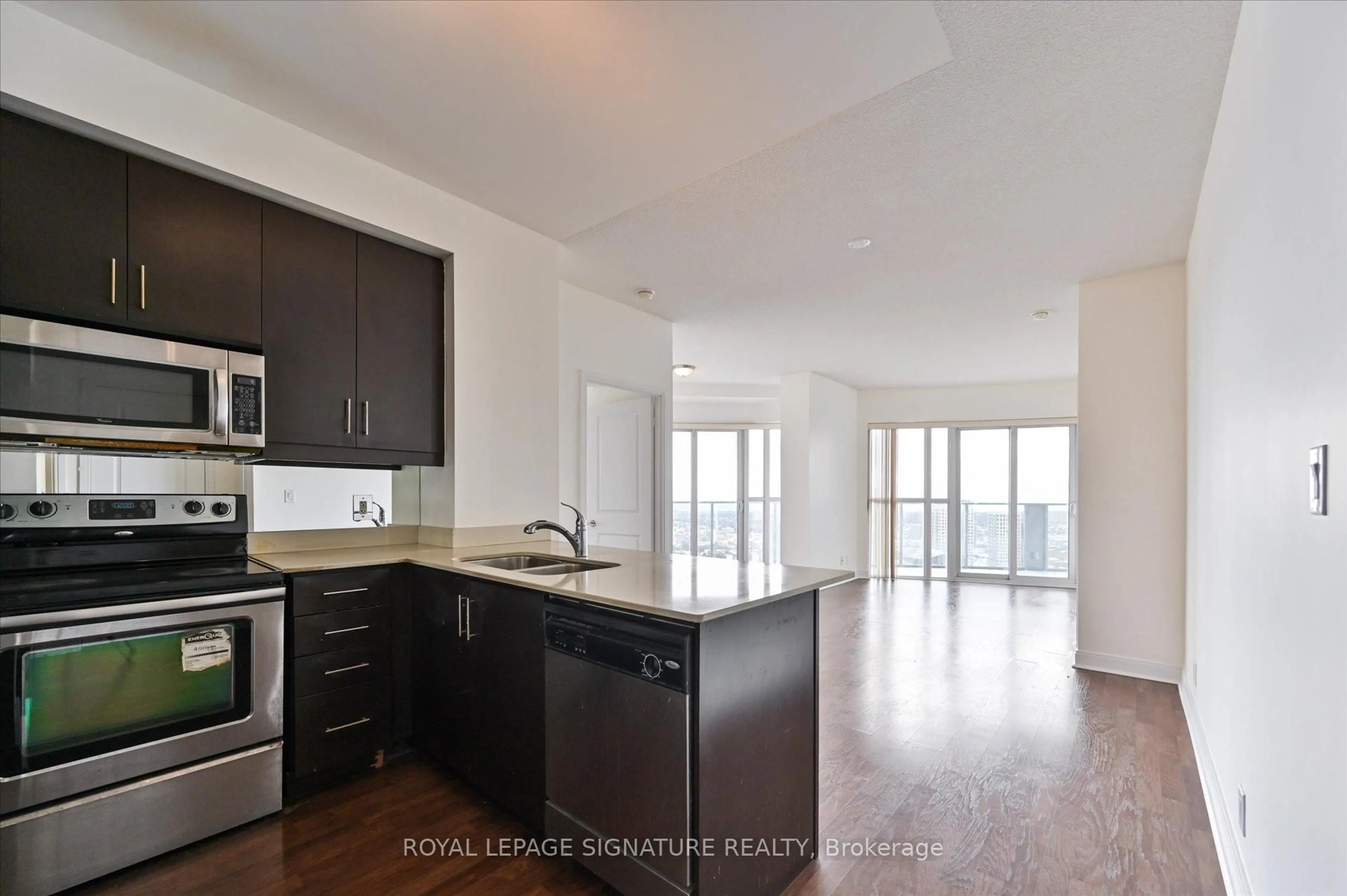 Open concept kitchen, unknown for 60 Absolute Ave #4502, Mississauga Ontario L4Z 0A8