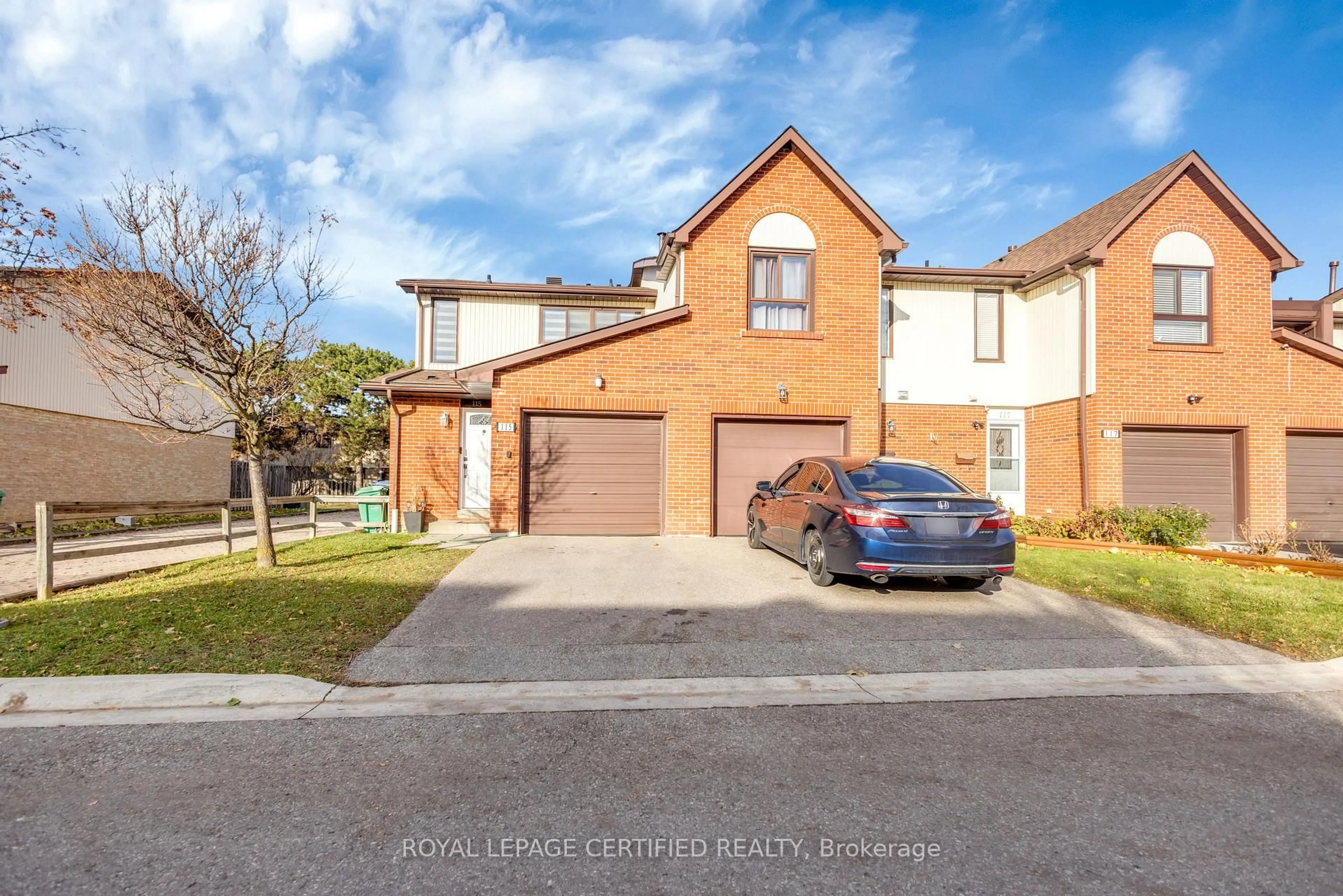 Unknown for 115 Foster Cres, Brampton Ontario L6V 3M8