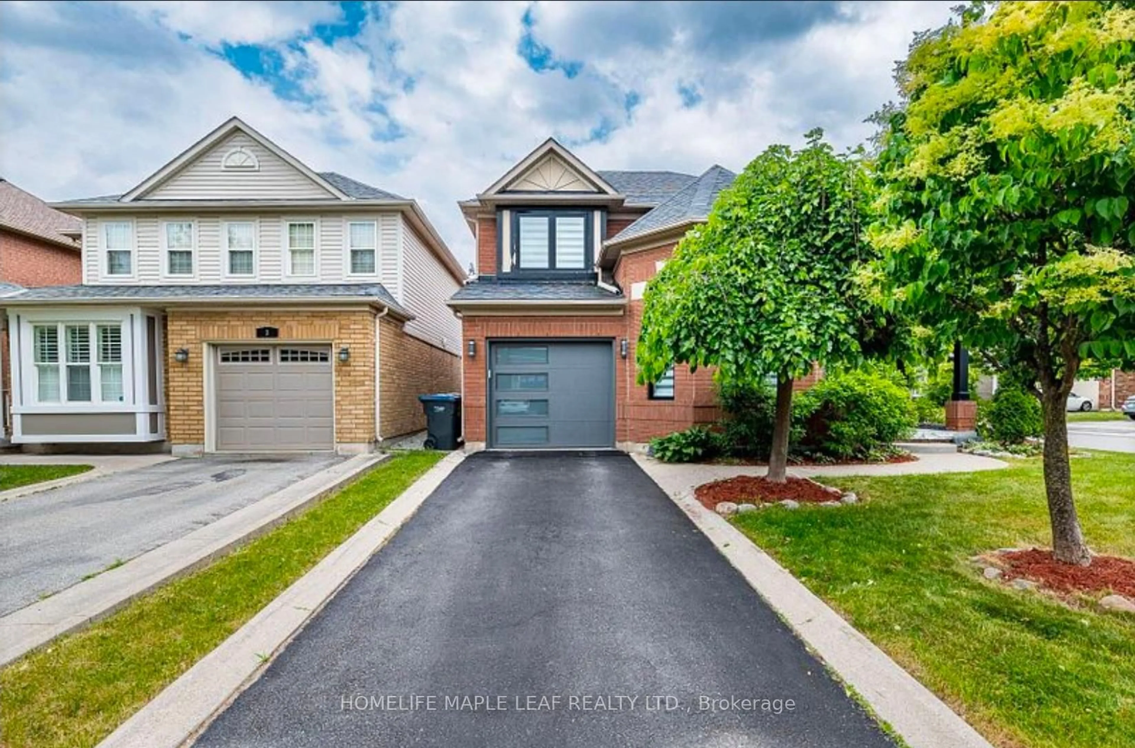 Home with brick exterior material, street for 27 Vista Green Cres, Brampton Ontario L7A 2S4