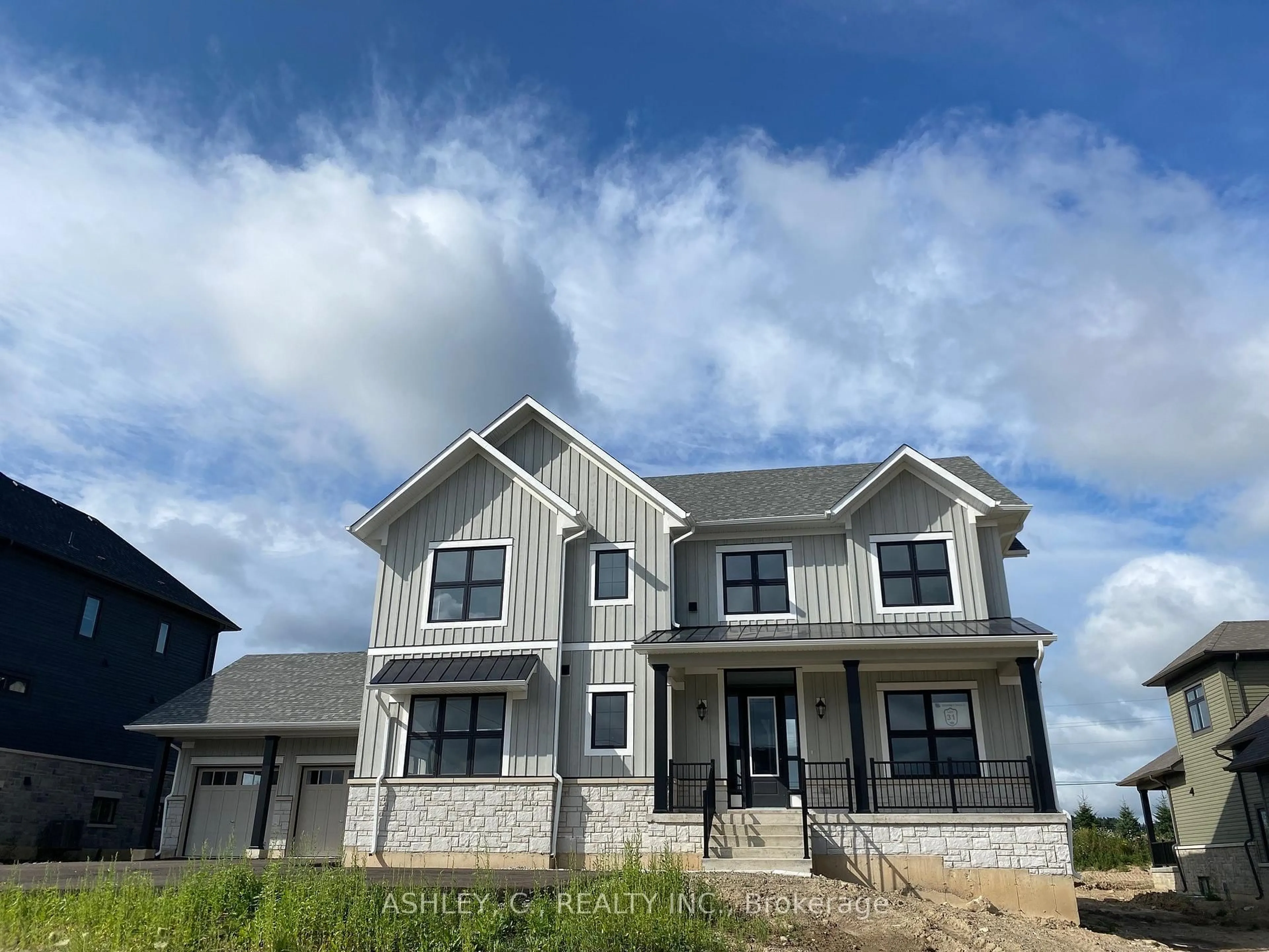 Home with vinyl exterior material, building for 118 William Crisp Dr, Caledon Ontario L7K 2R7