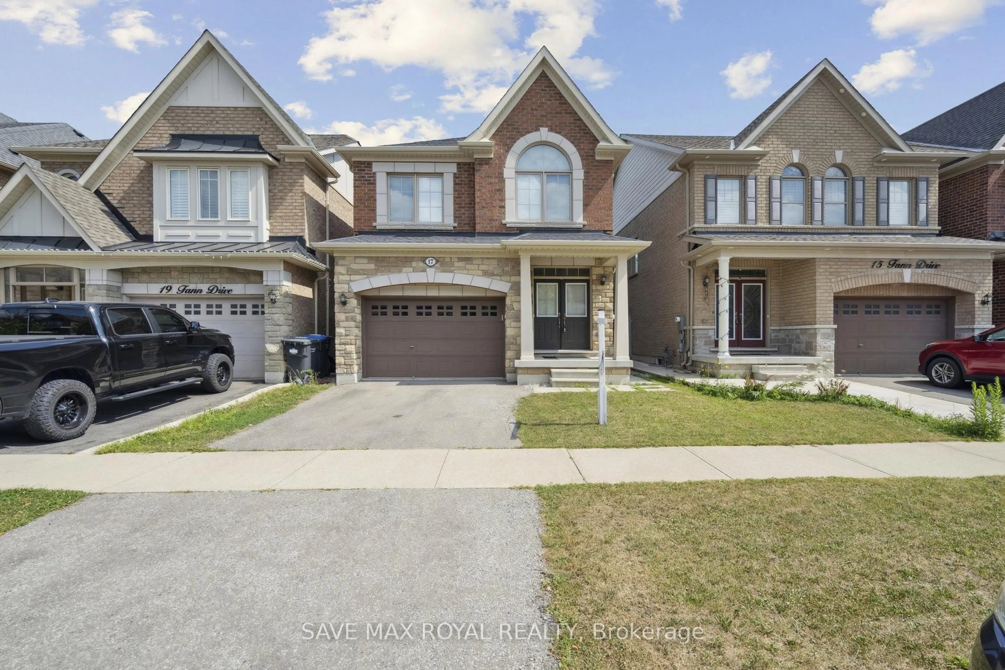 Home with brick exterior material, street for 17 Fann Dr, Brampton Ontario L7A 4L4