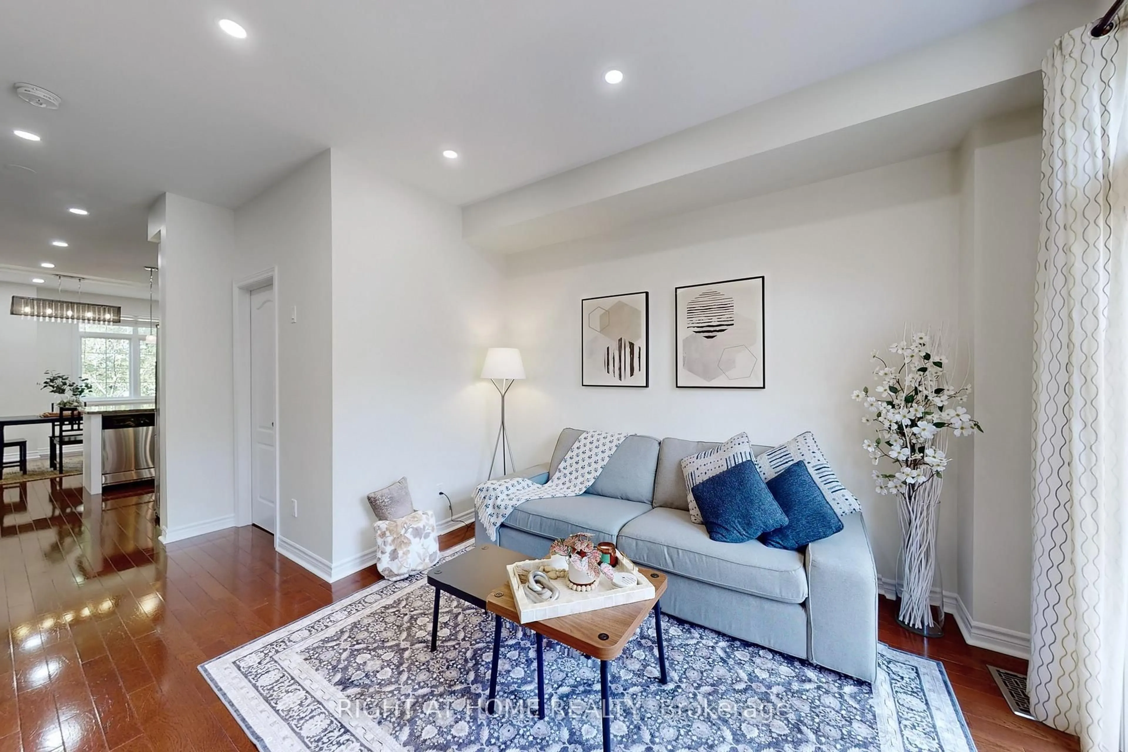 Living room with furniture, unknown for 2359 Lepage Common, Burlington Ontario L7R 0C8