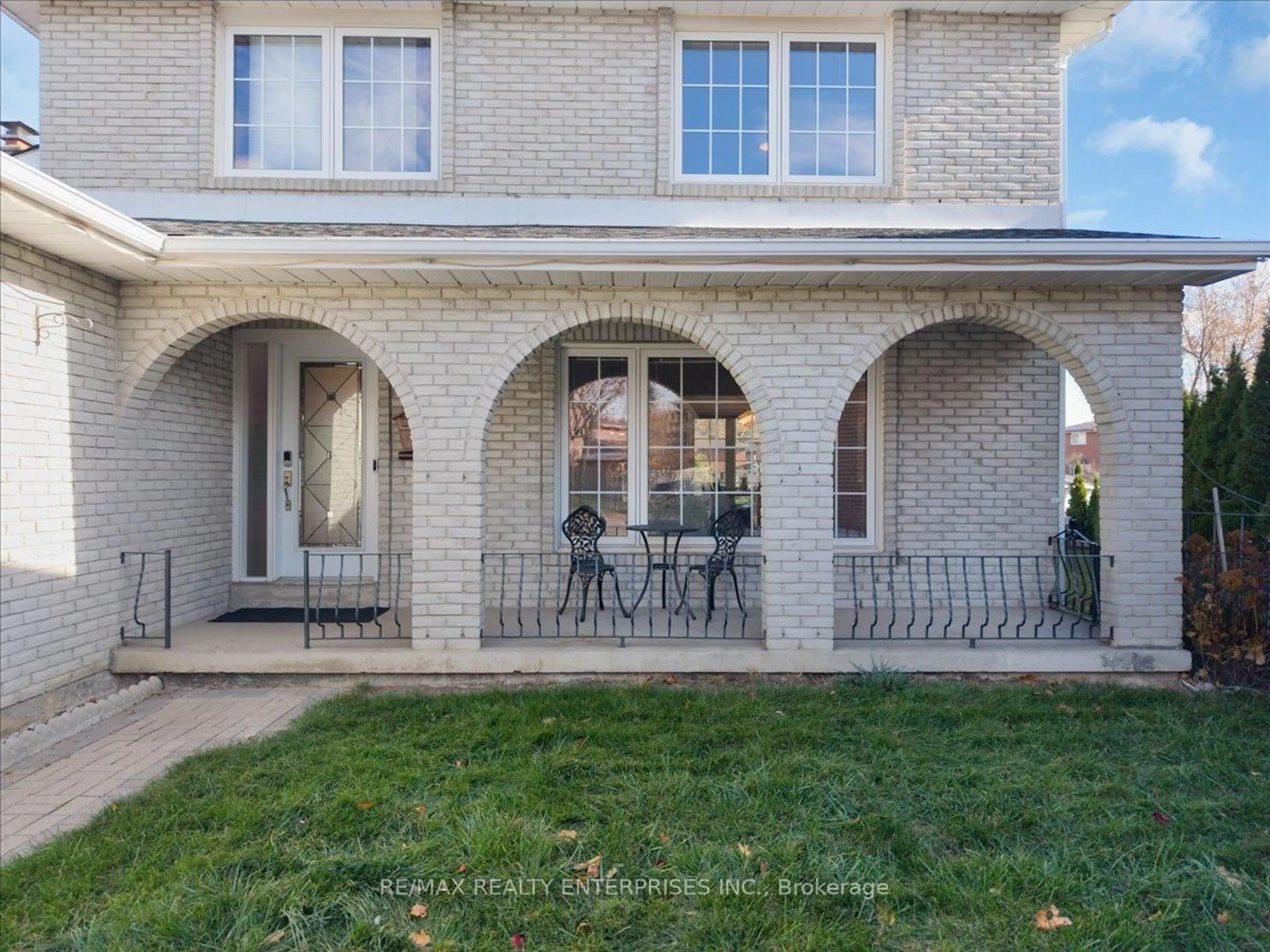 Home with brick exterior material, street for 4264 Anworld Pl, Mississauga Ontario L4W 2W2