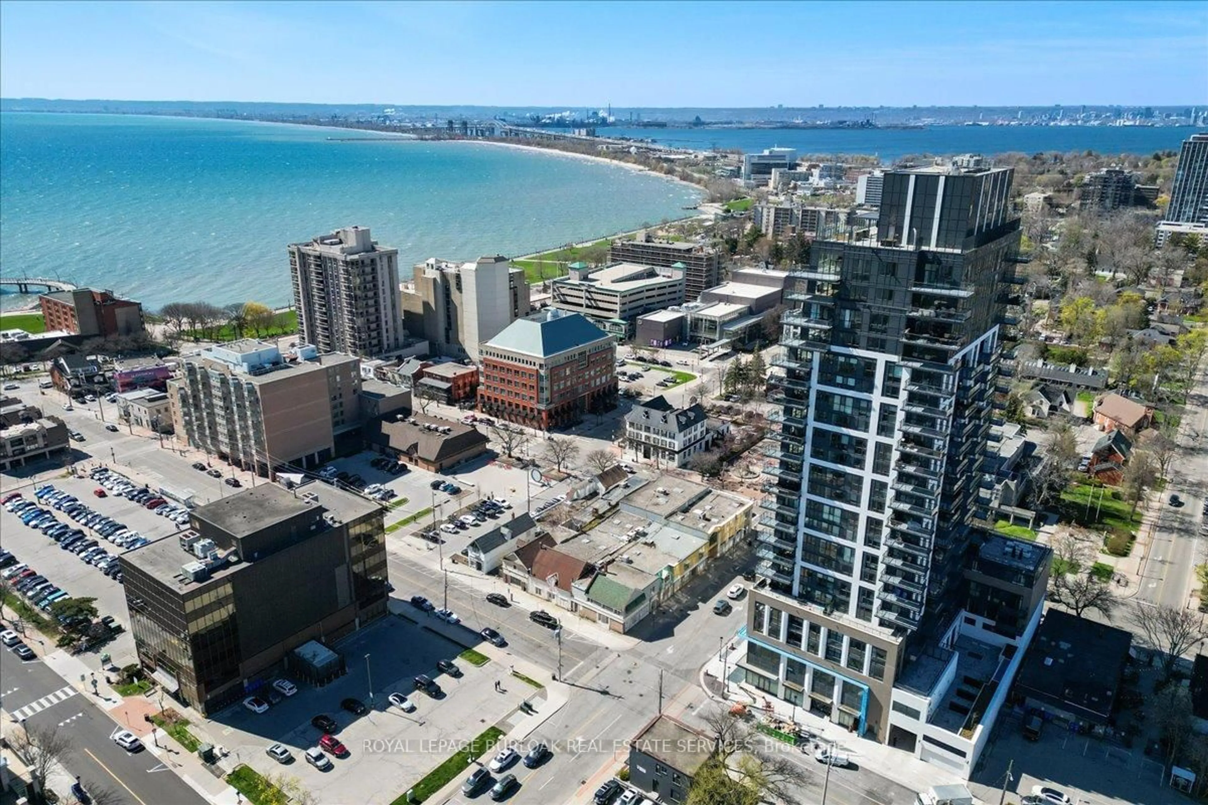 A pic from outside/outdoor area/front of a property/back of a property/a pic from drone, city buildings view from balcony for 2007 James St #1201, Burlington Ontario L7R 0G7