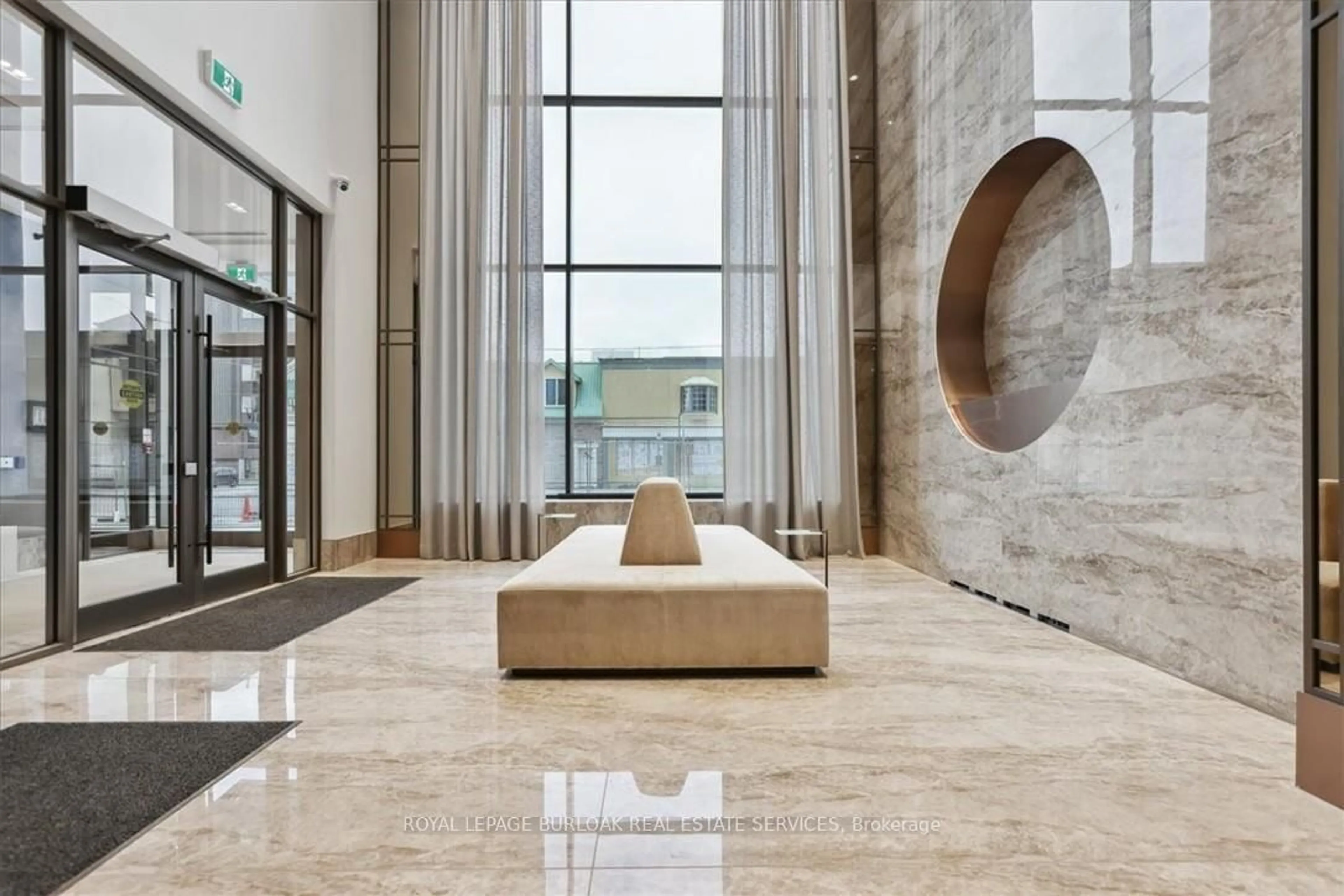 Lobby for 2007 James St #1201, Burlington Ontario L7R 0G7
