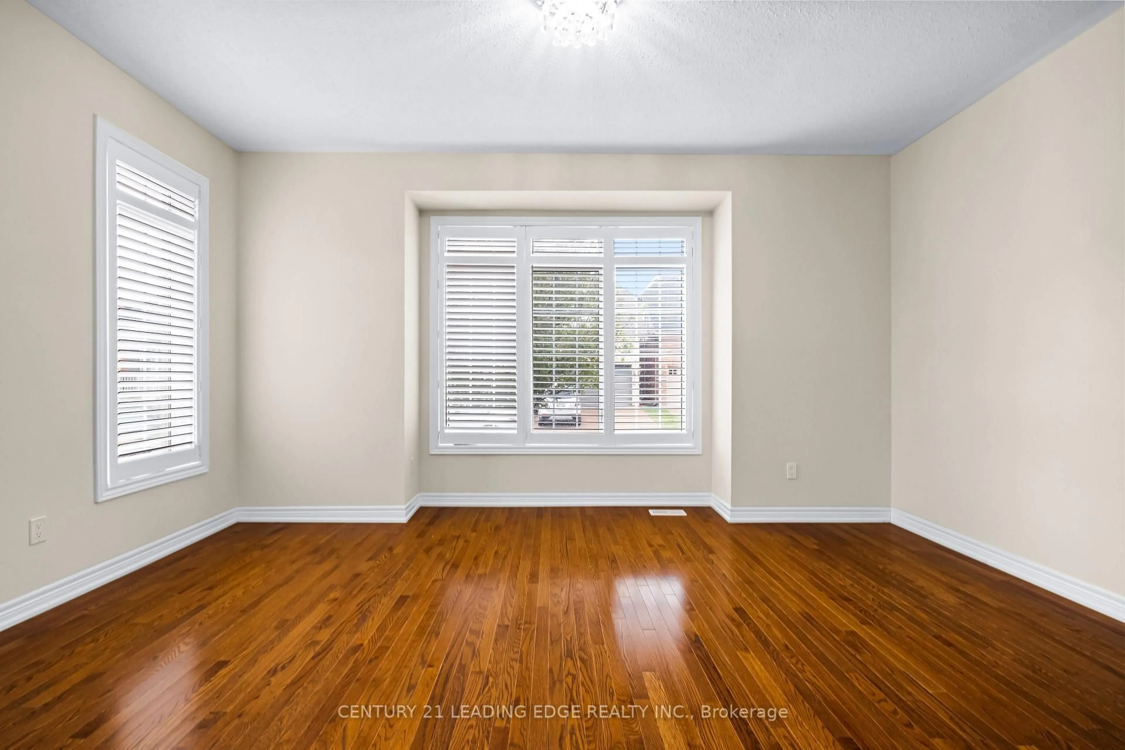 A pic of a room for 35 Lobelia St, Brampton Ontario L6R 3Z6