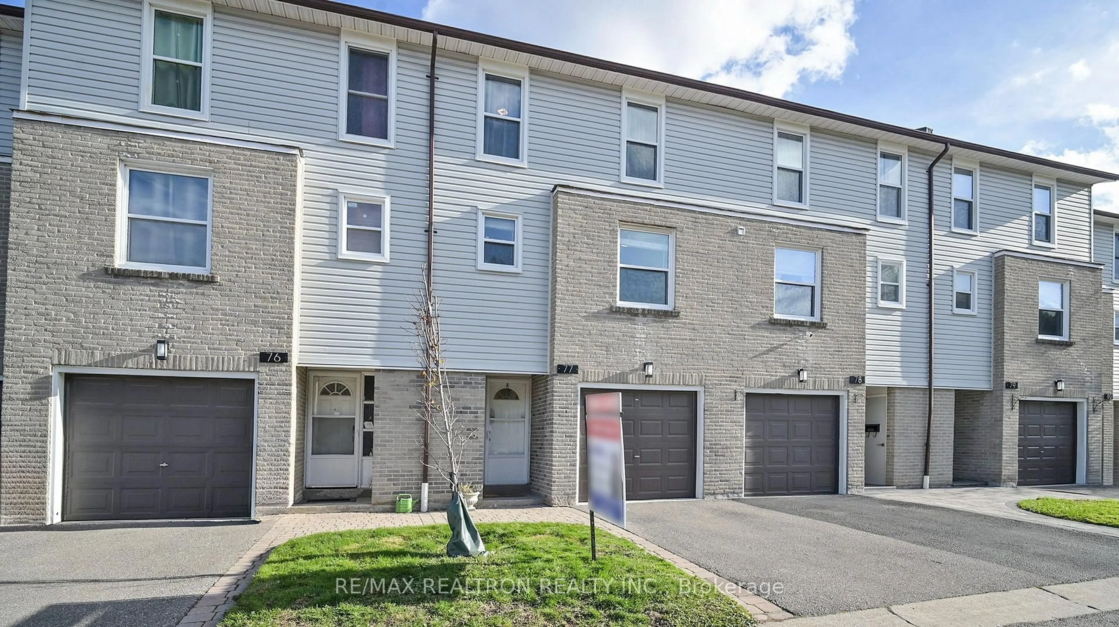 Unknown for 2440 Bromsgrove Rd #77, Mississauga Ontario L5J 4J7