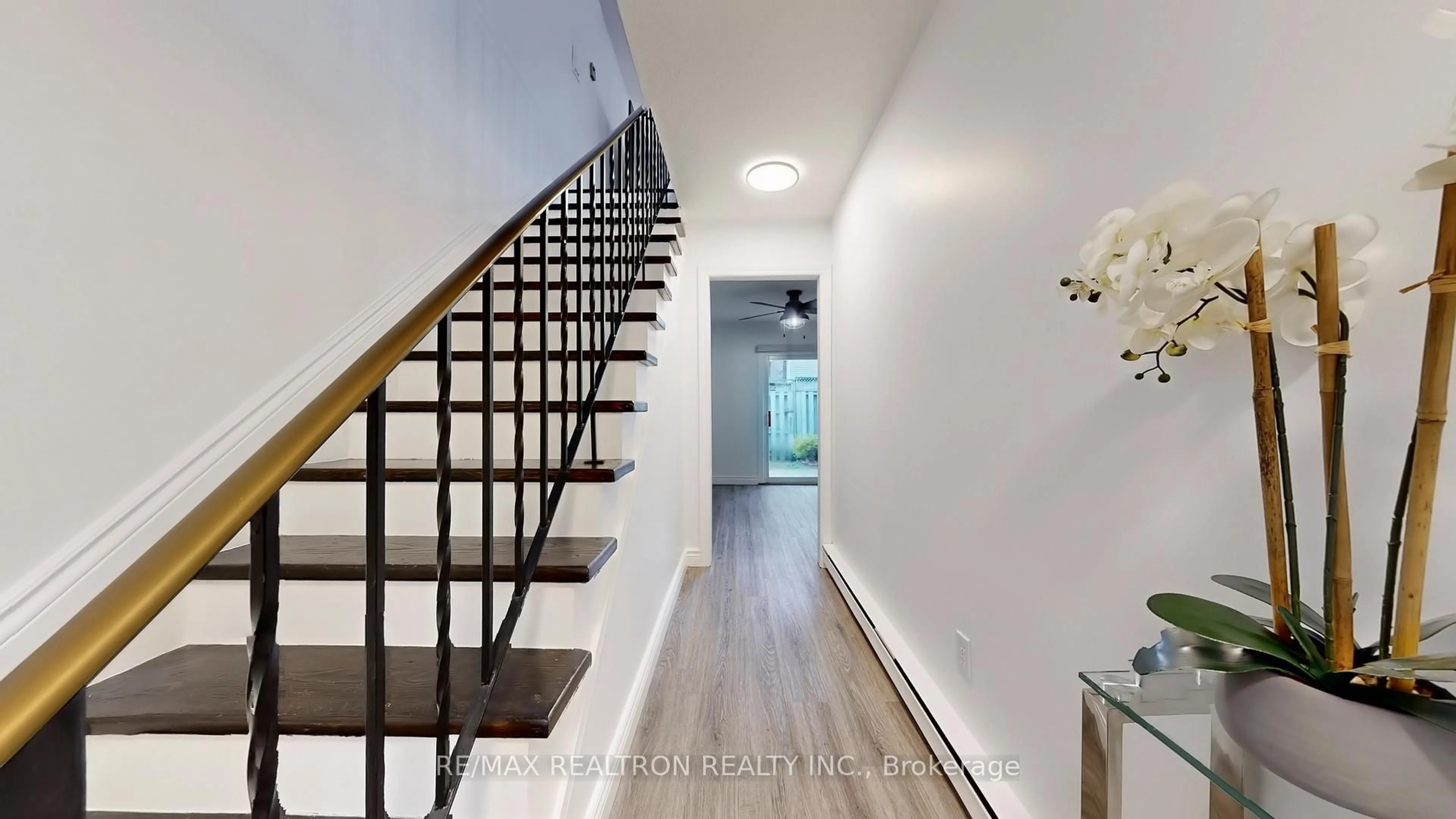 Unknown for 2440 Bromsgrove Rd #77, Mississauga Ontario L5J 4J7