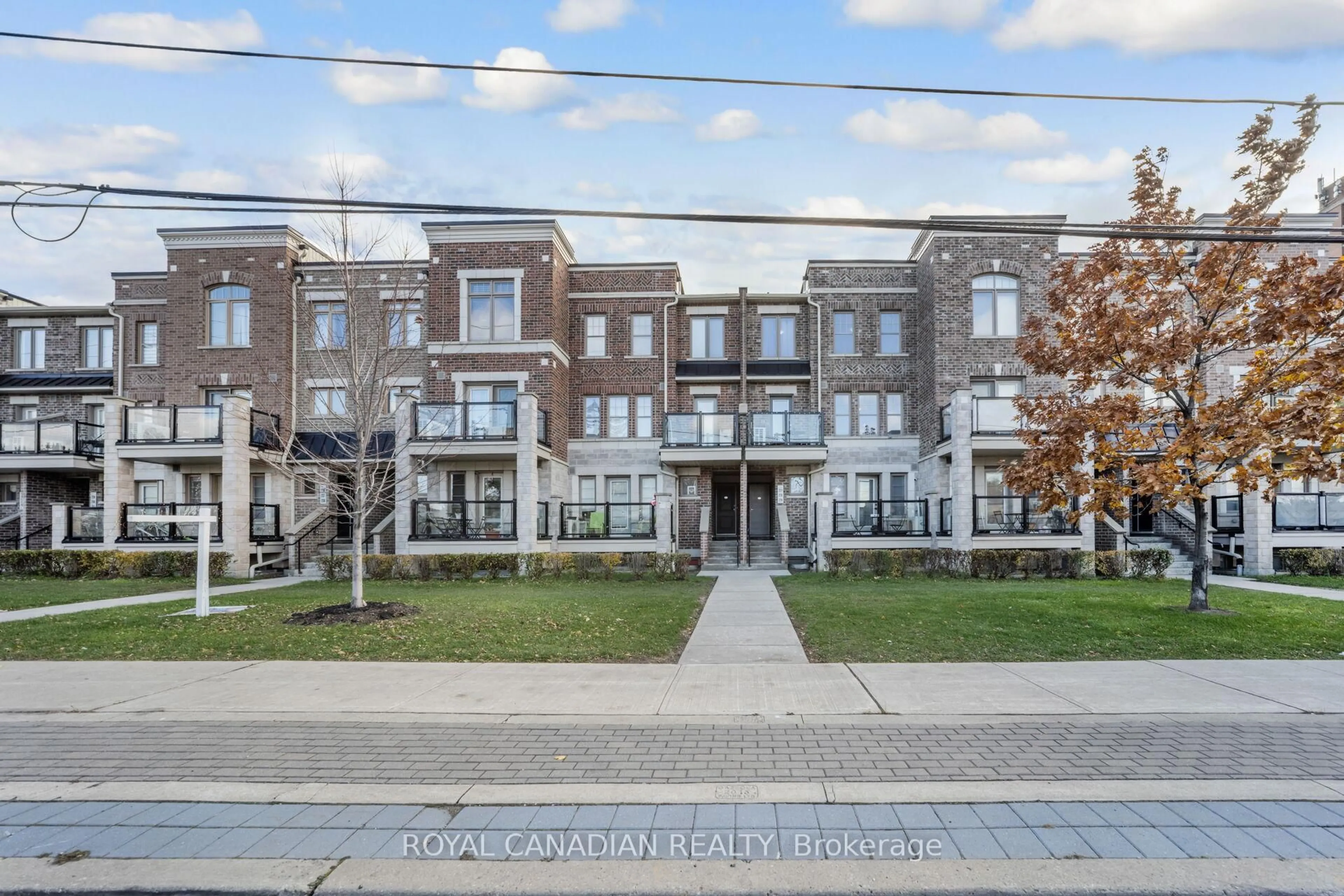 Unknown for 2355 Sheppard Ave #228, Toronto Ontario M9M 0E7