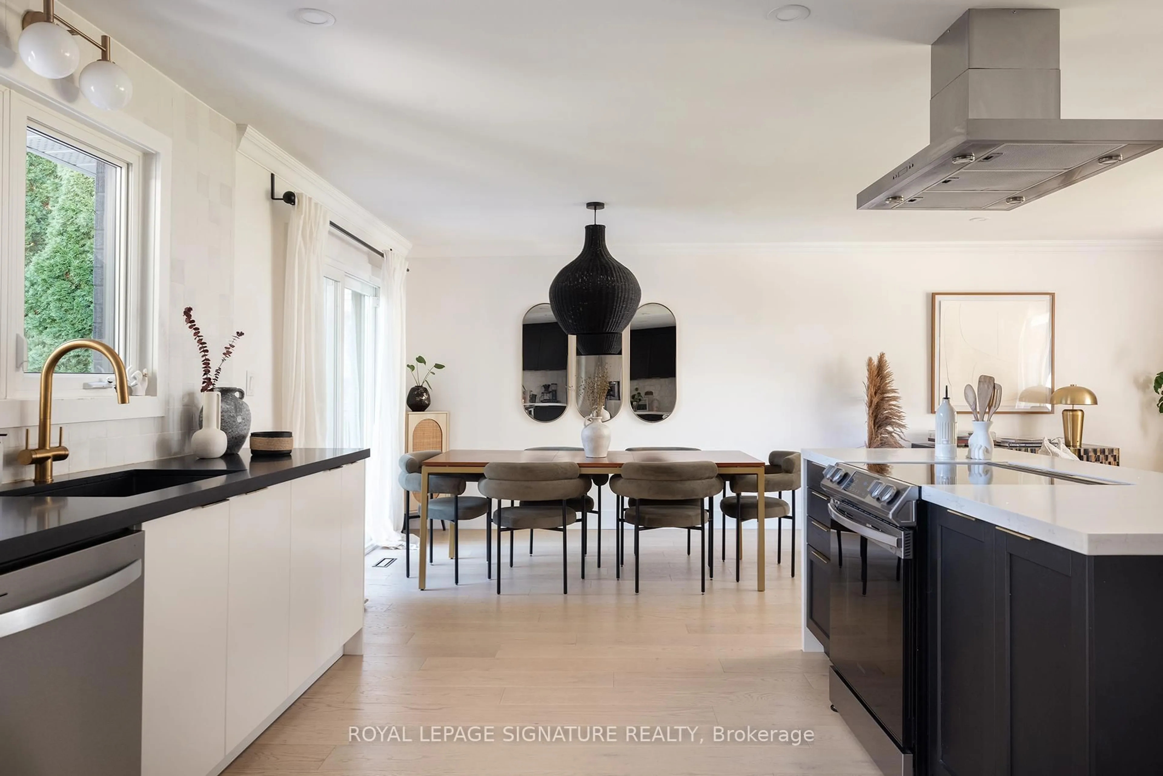 Unknown for 3495 Riverspray Cres, Mississauga Ontario L4Y 3M6