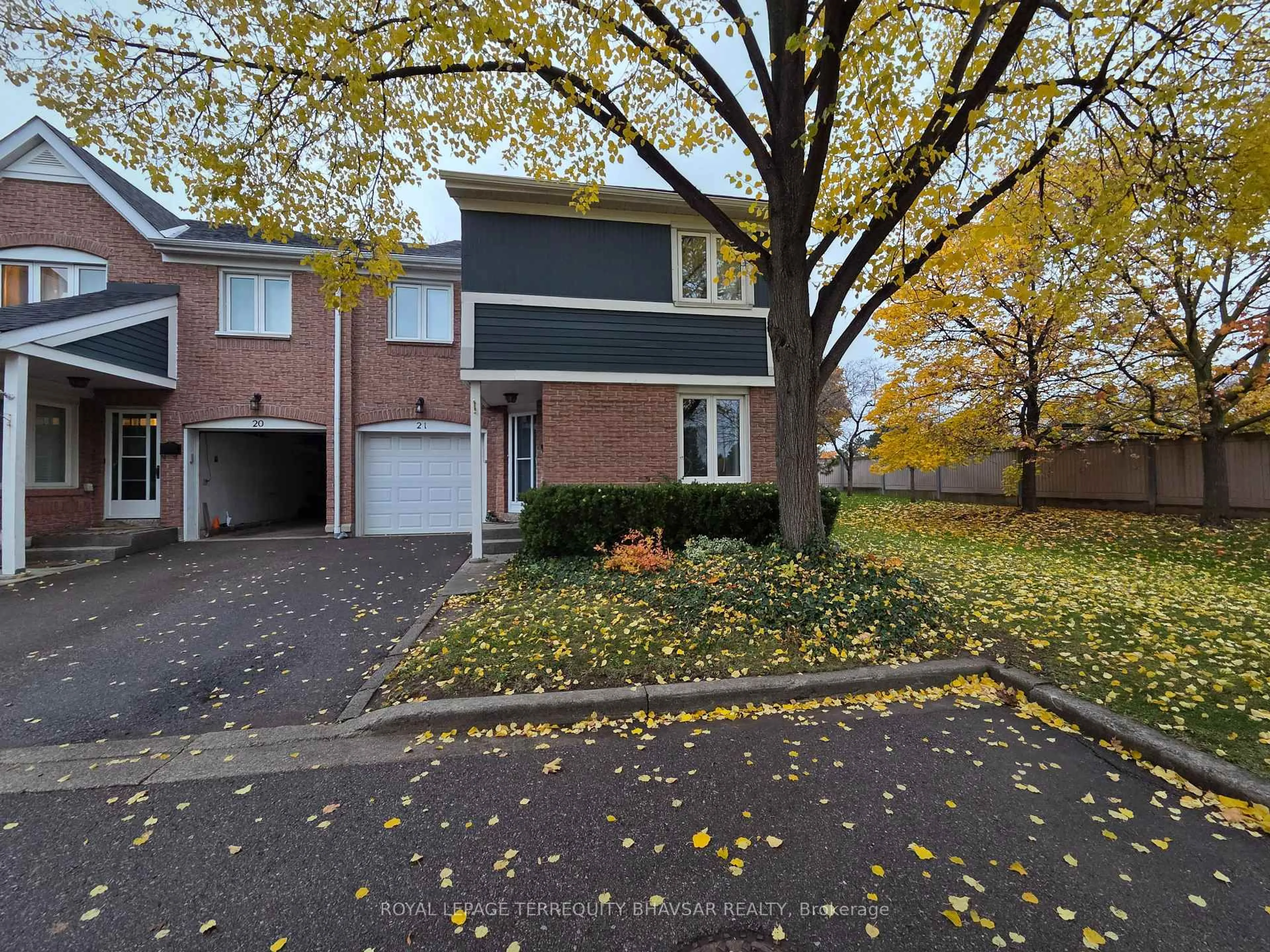 Unknown for 2155 South Millway #21, Mississauga Ontario L5L 3S1