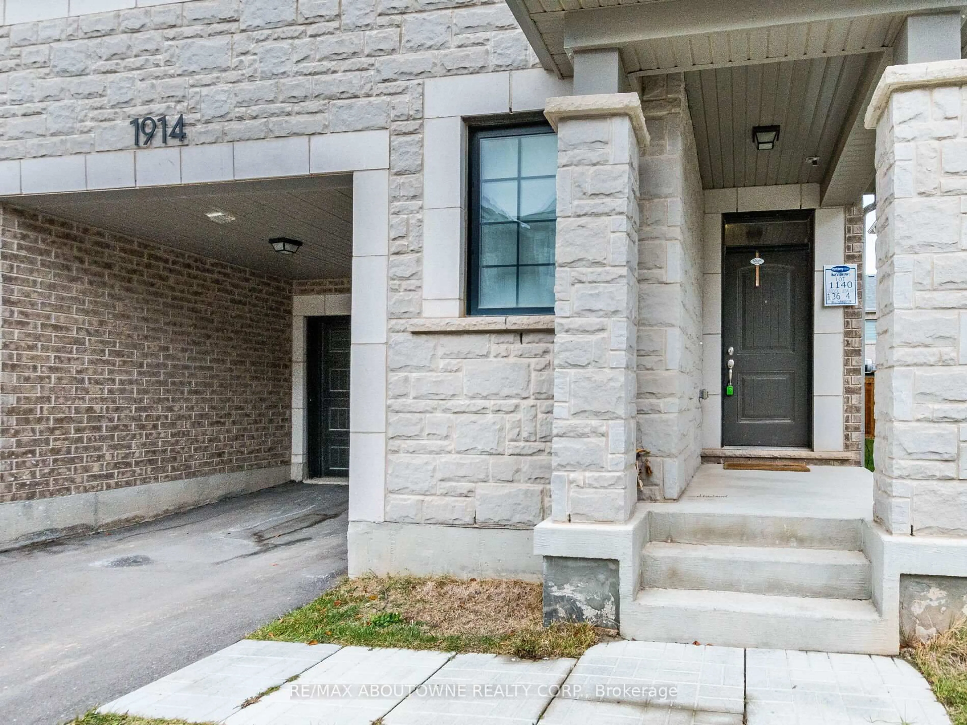 Unknown for 1914 Thames Circ, Milton Ontario L9E 1Y9