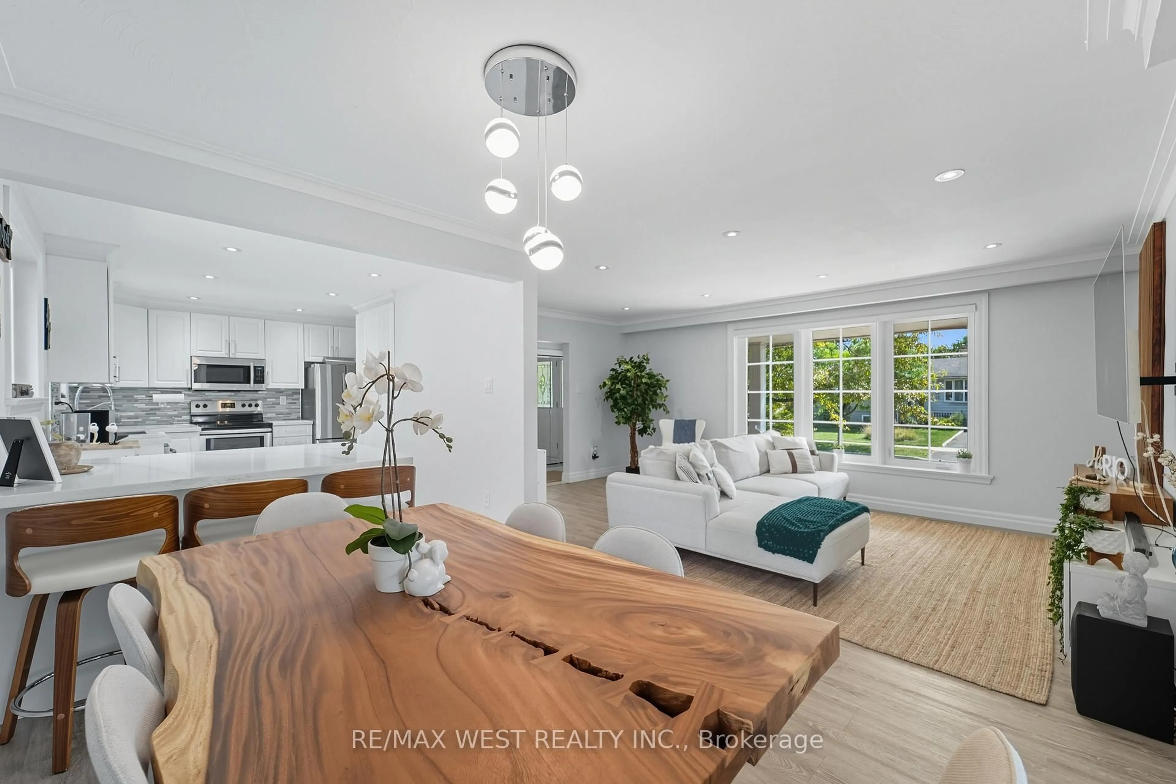 Unknown for 204 Jeffcoat Dr, Toronto Ontario M9W 3C9