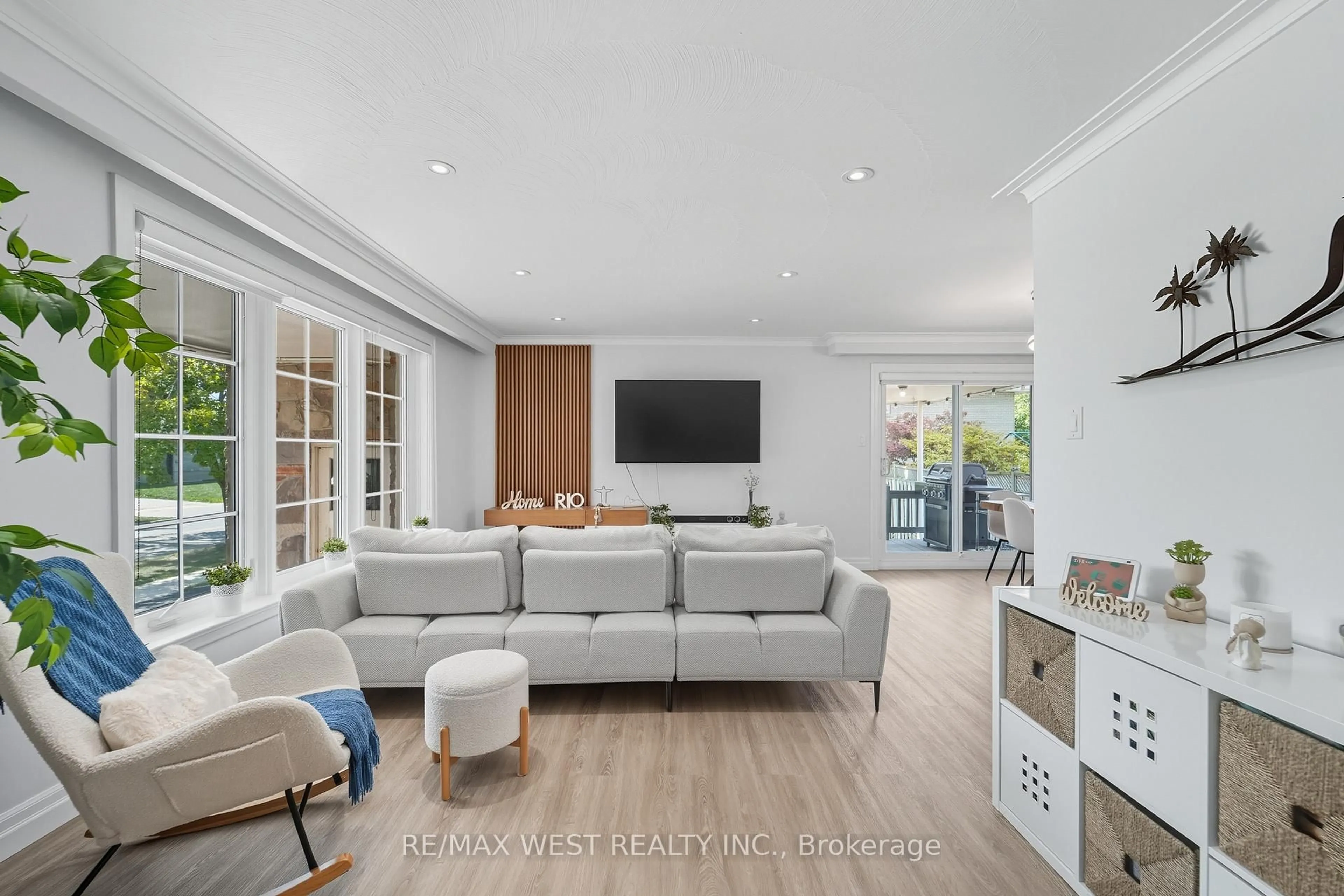 Living room with furniture, unknown for 204 Jeffcoat Dr, Toronto Ontario M9W 3C9