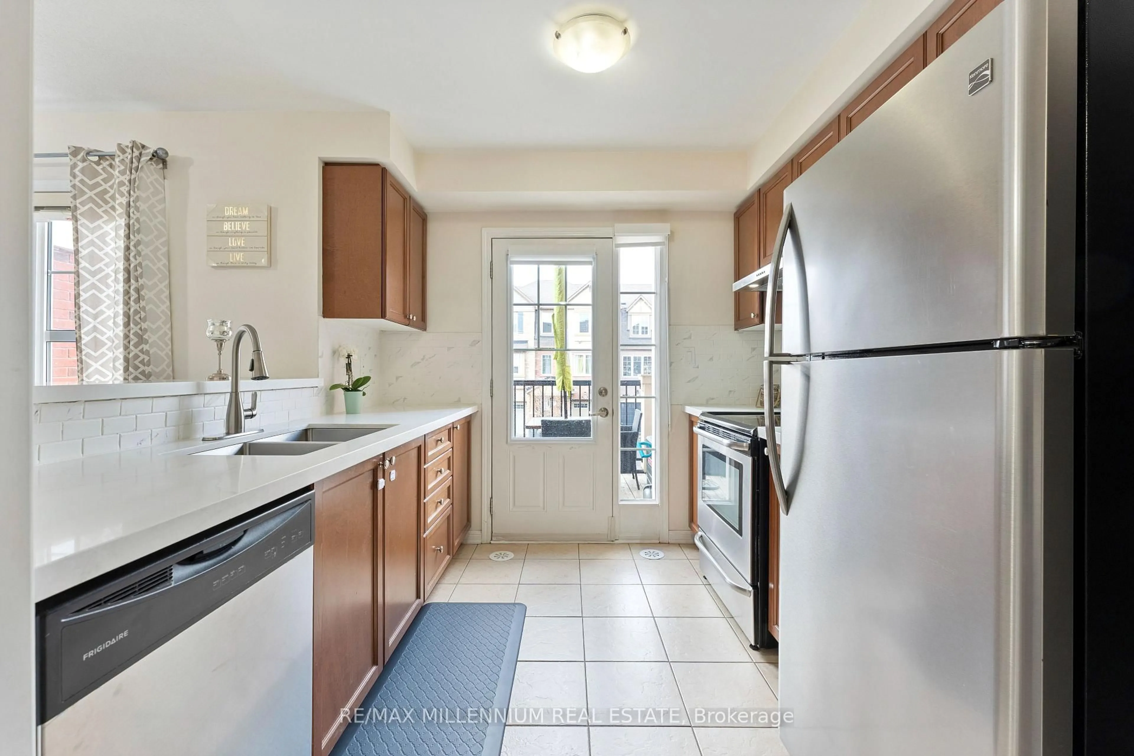 Standard kitchen, ceramic/tile floor for 53 Colonel Frank Ching Cres, Brampton Ontario L6Y 5W5