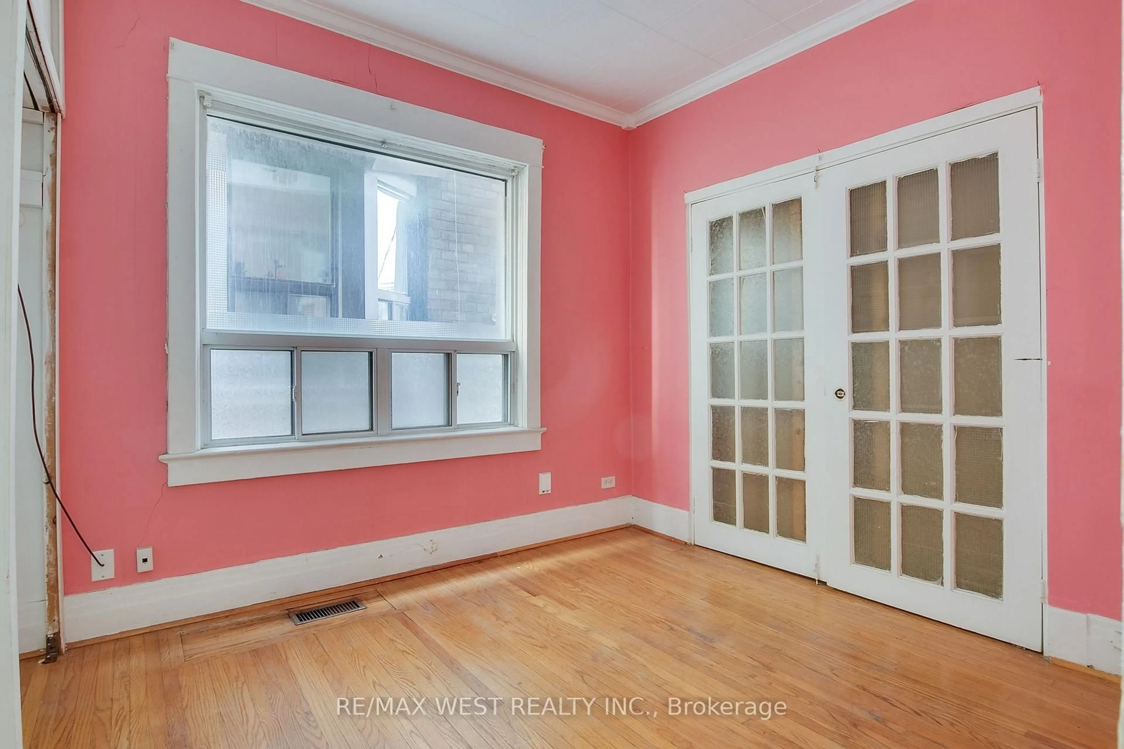 A pic of a room for 696 St Clarens Ave, Toronto Ontario M6H 3X1