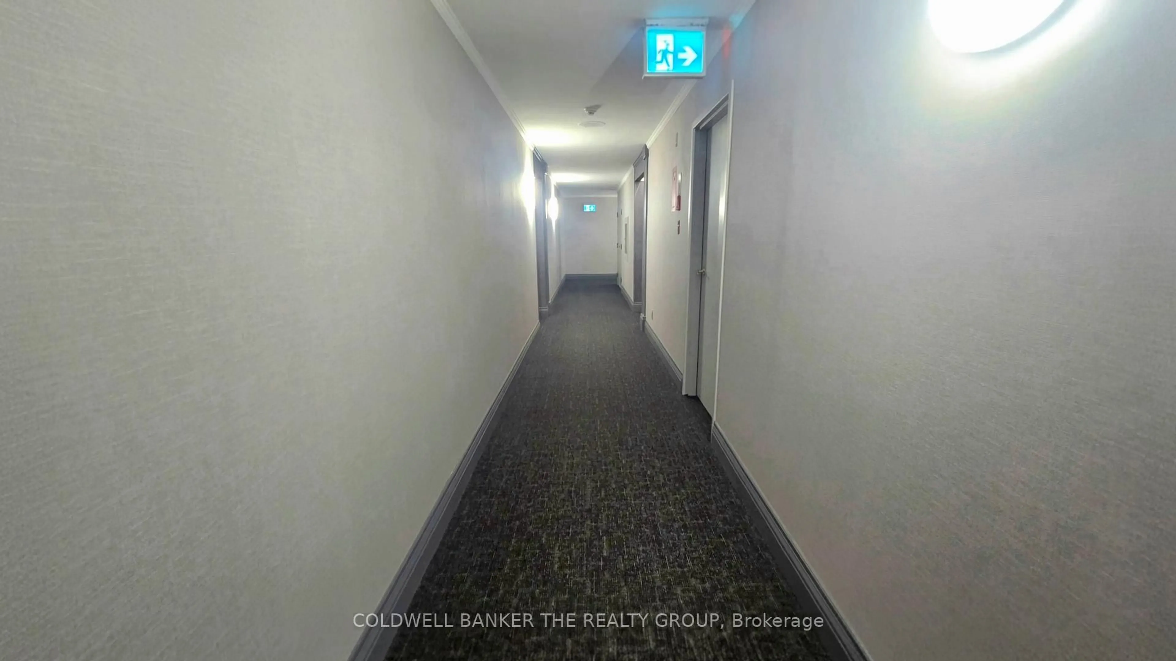 Blurry image for 330 Mill St #410, Brampton Ontario L6Y 3V3