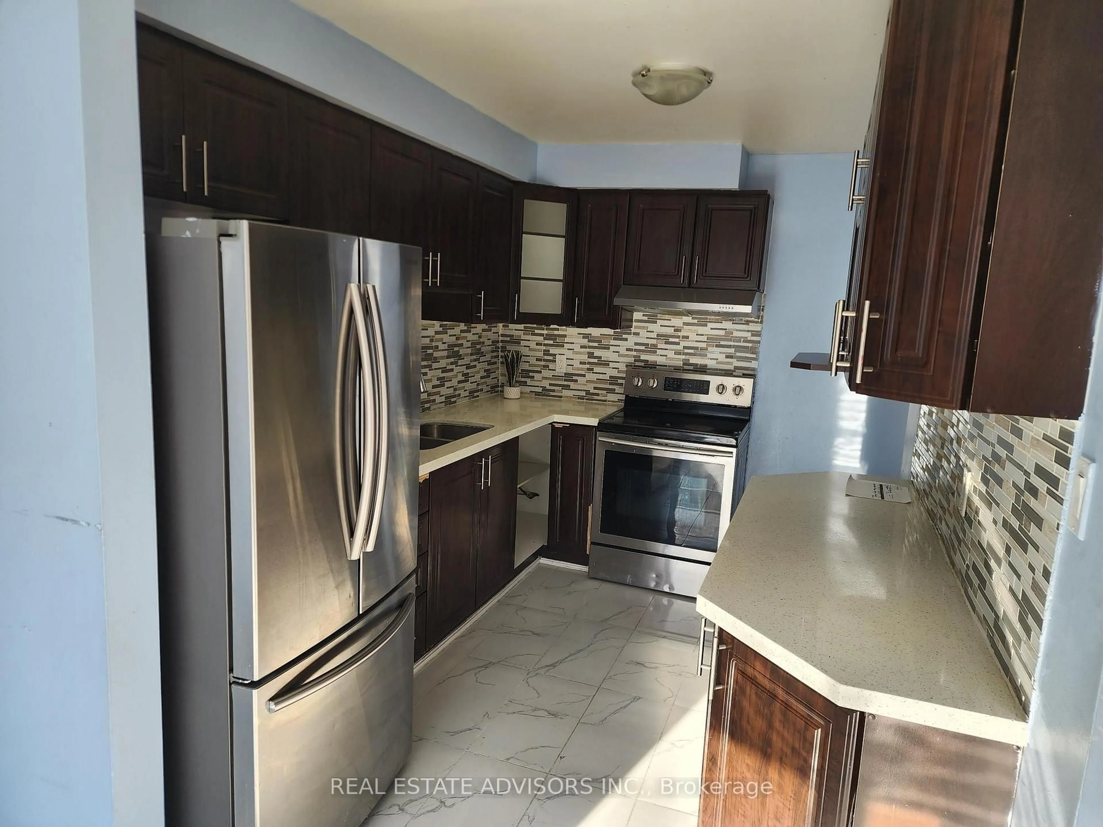 Unknown for 58 Carisbrooke Crt #58, Brampton Ontario L6S 3K1