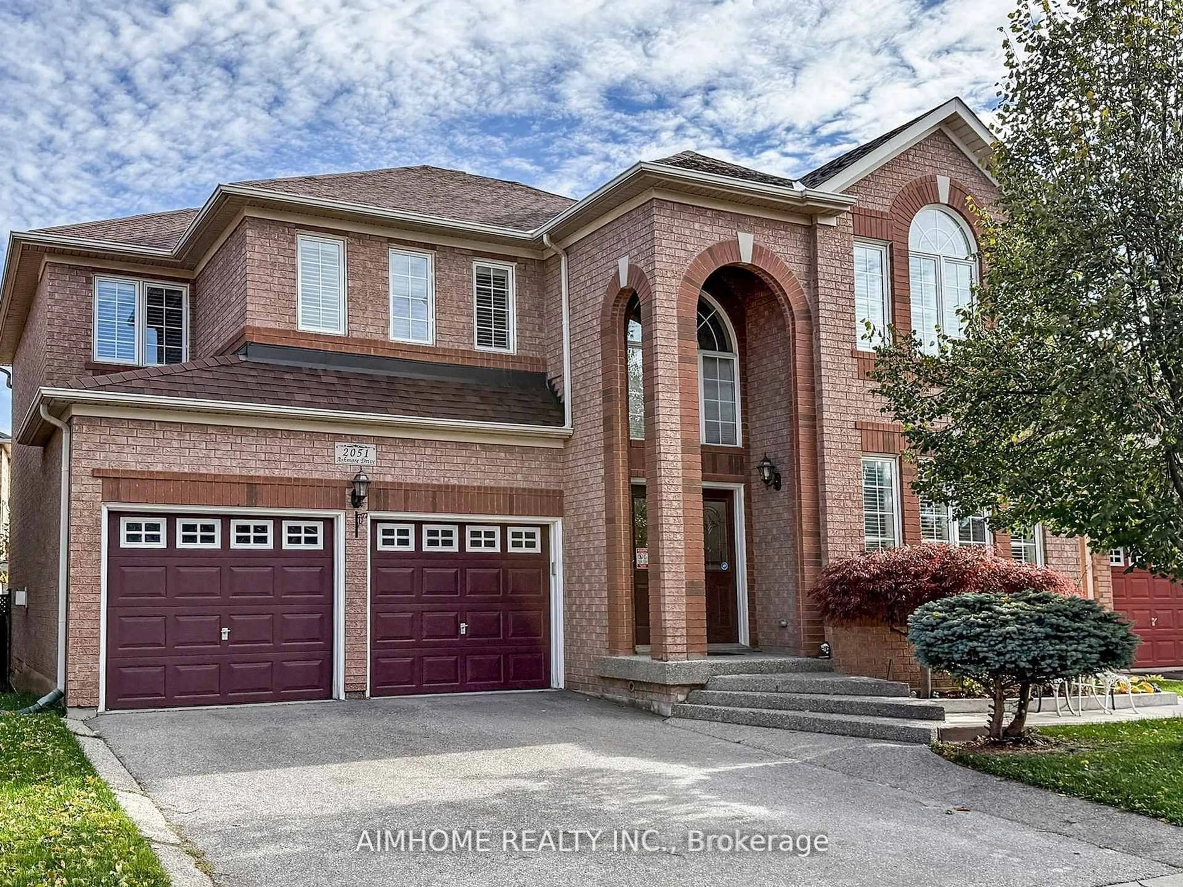 Home with brick exterior material, street for 2051 ASHMORE Dr, Oakville Ontario L6M 4T1