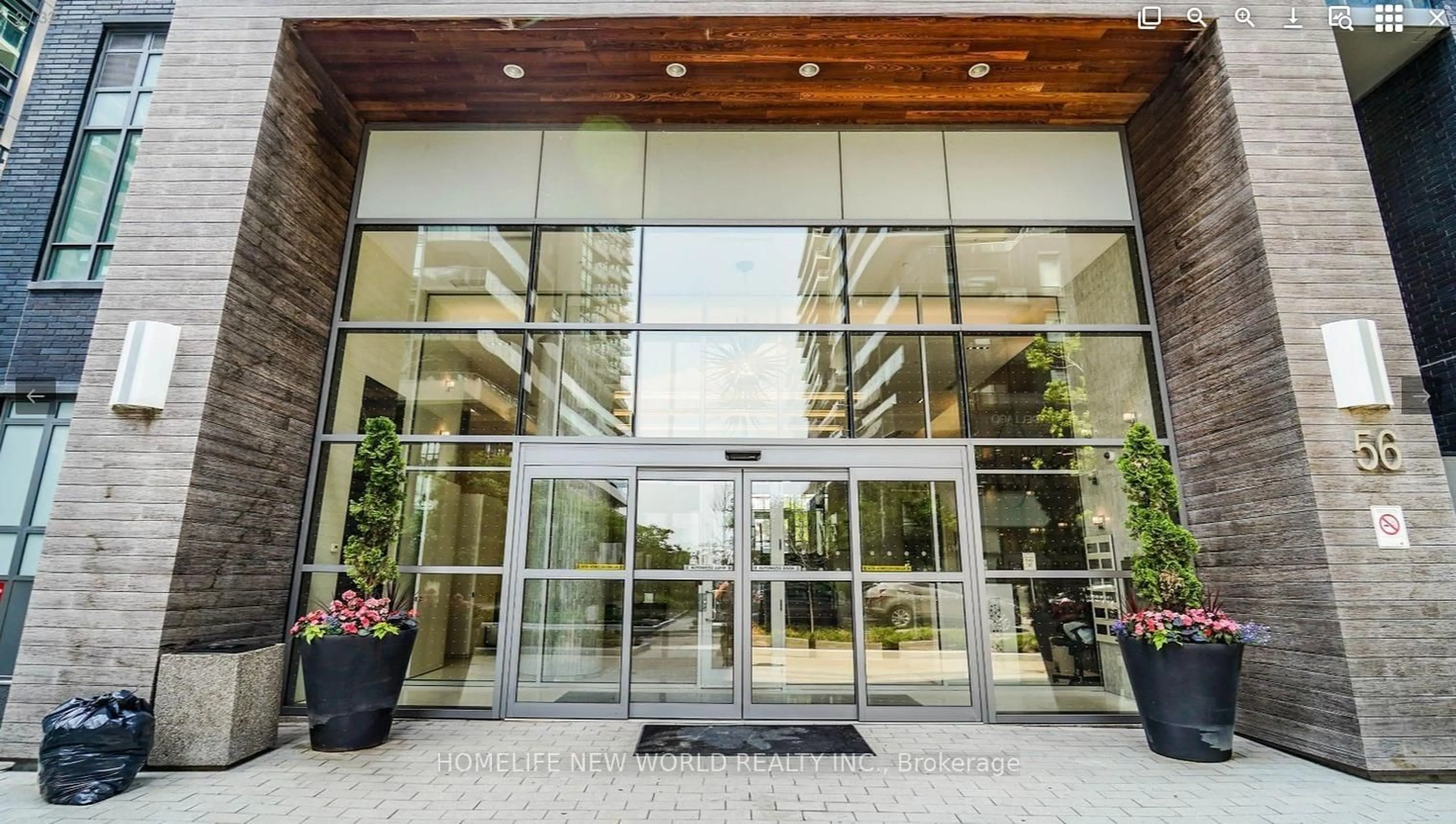 Indoor foyer for 56 Annie Craig Dr #Lph01, Toronto Ontario M8V 0C5