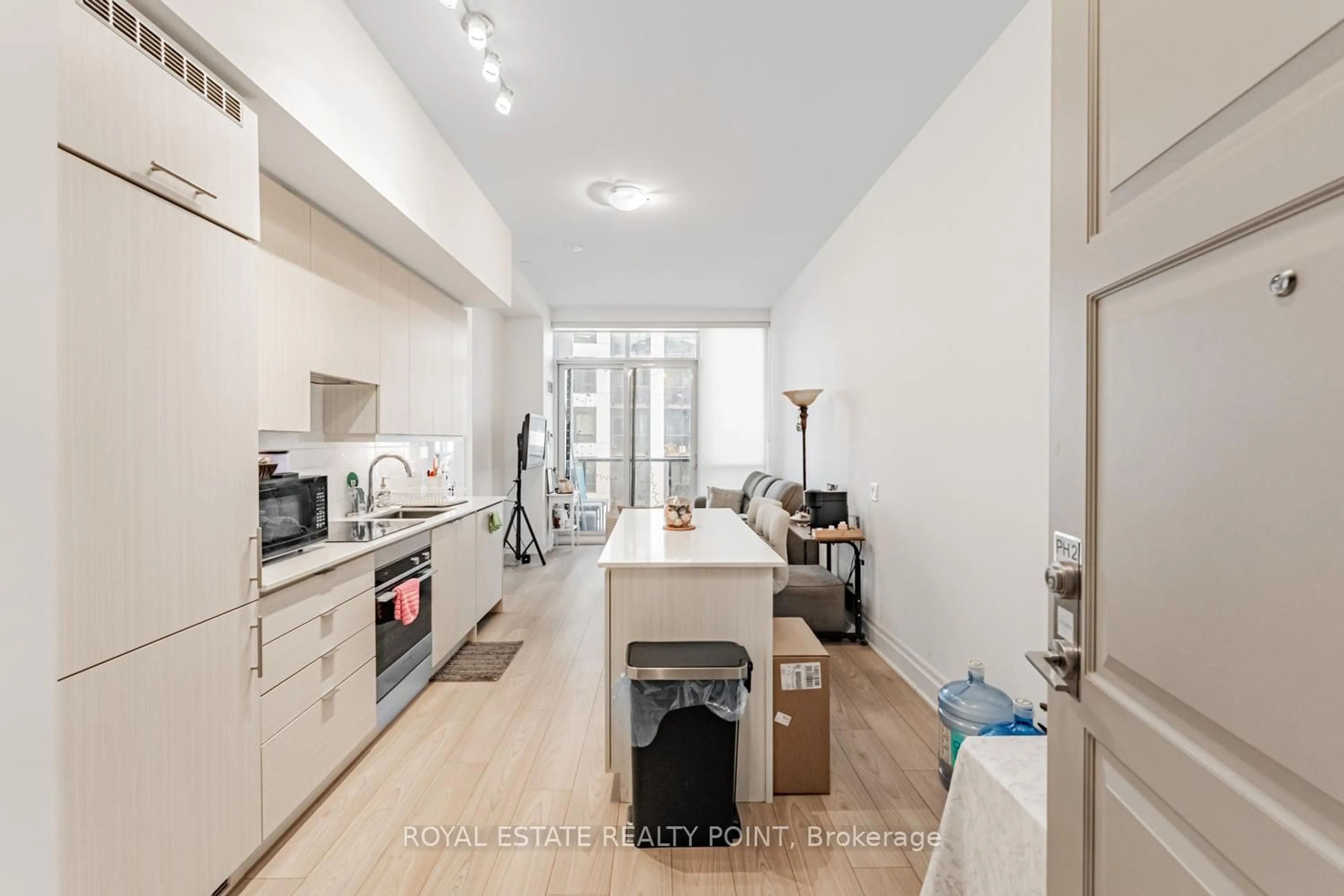 Unknown for 36 Elm Dr #3702, Mississauga Ontario L5B 0N3