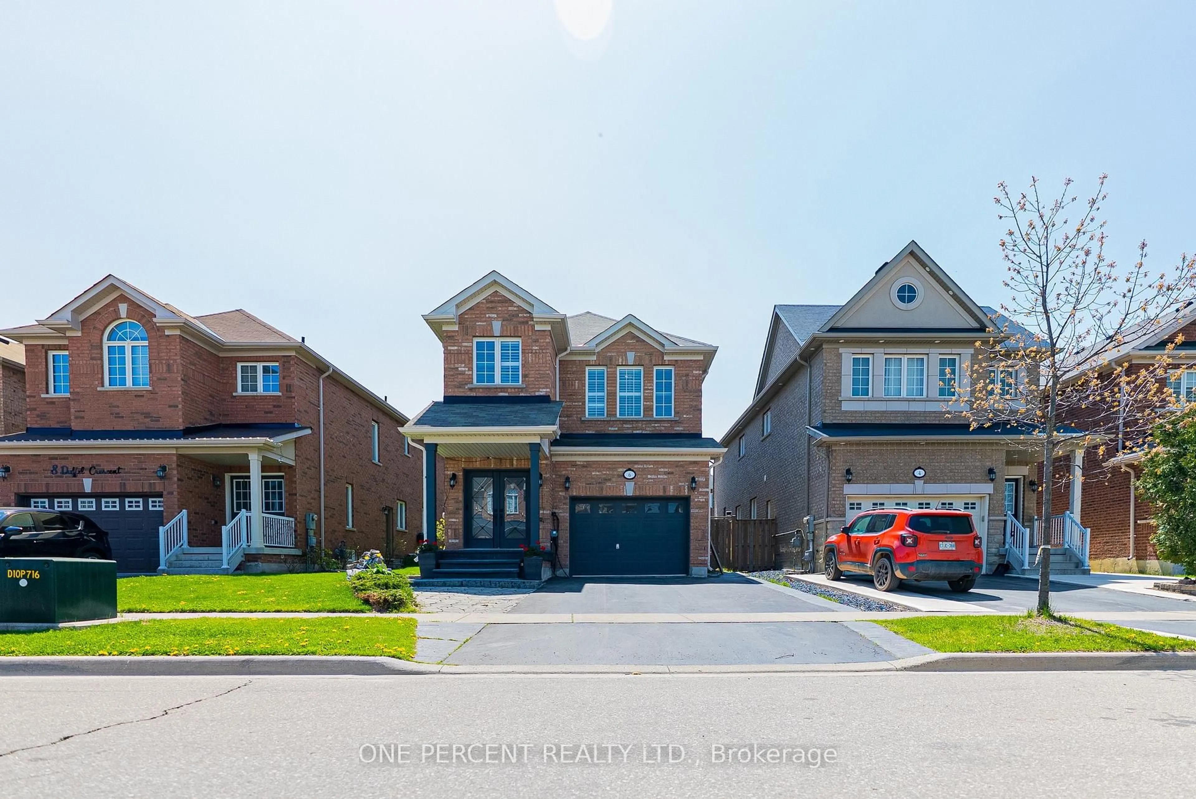 Home with brick exterior material, street for 6 Duffel Cres, Halton Hills Ontario L7G 0H7