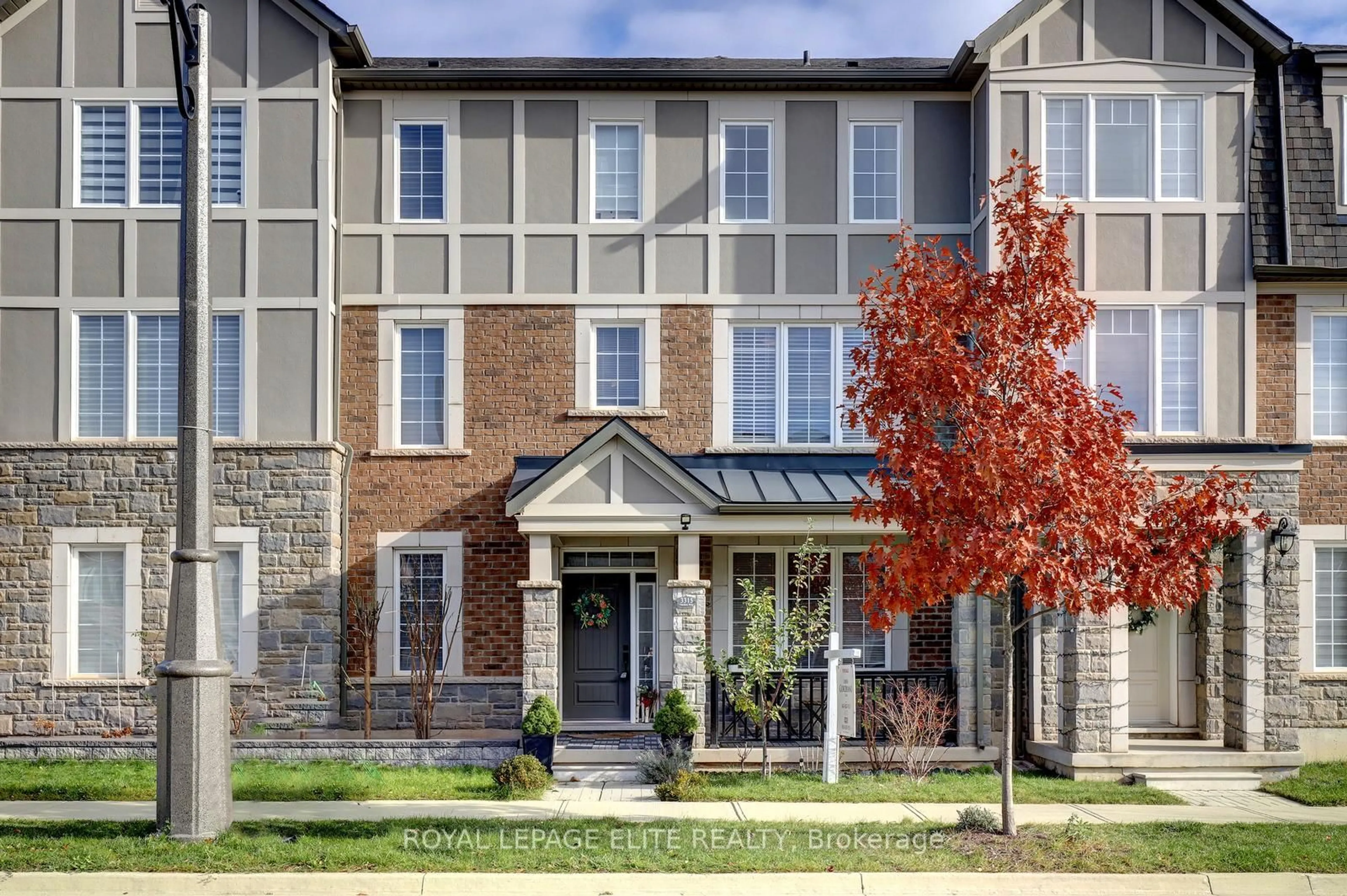 Home with brick exterior material, street for 3315 Vardon Way, Oakville Ontario L6M 1S1