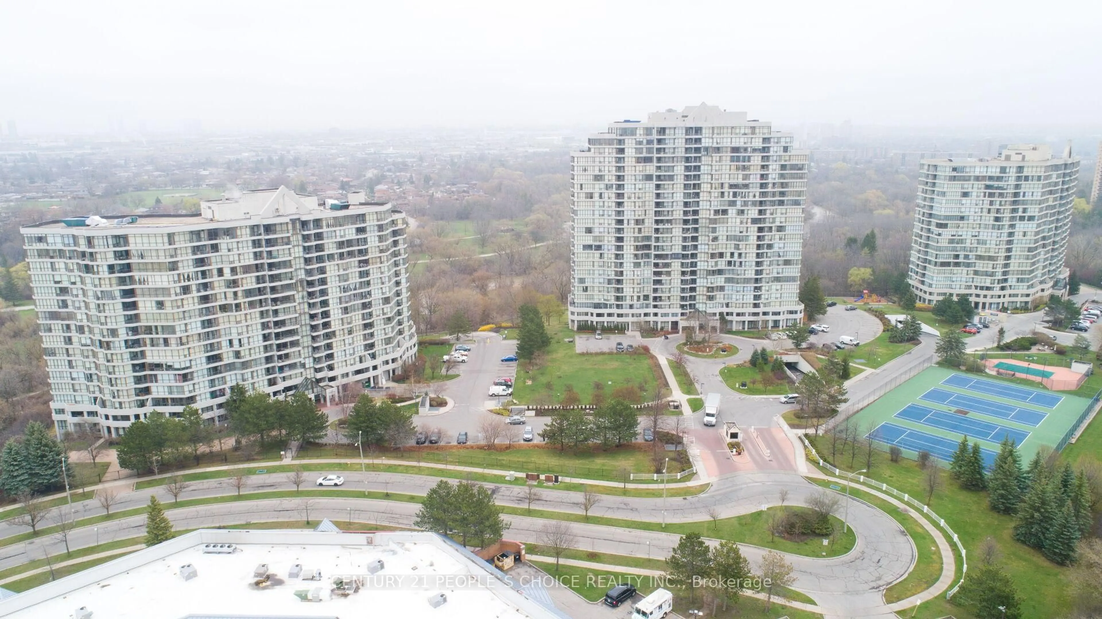 Blurry image for 3 Rowntree Rd #1805, Toronto Ontario M9V 5G8