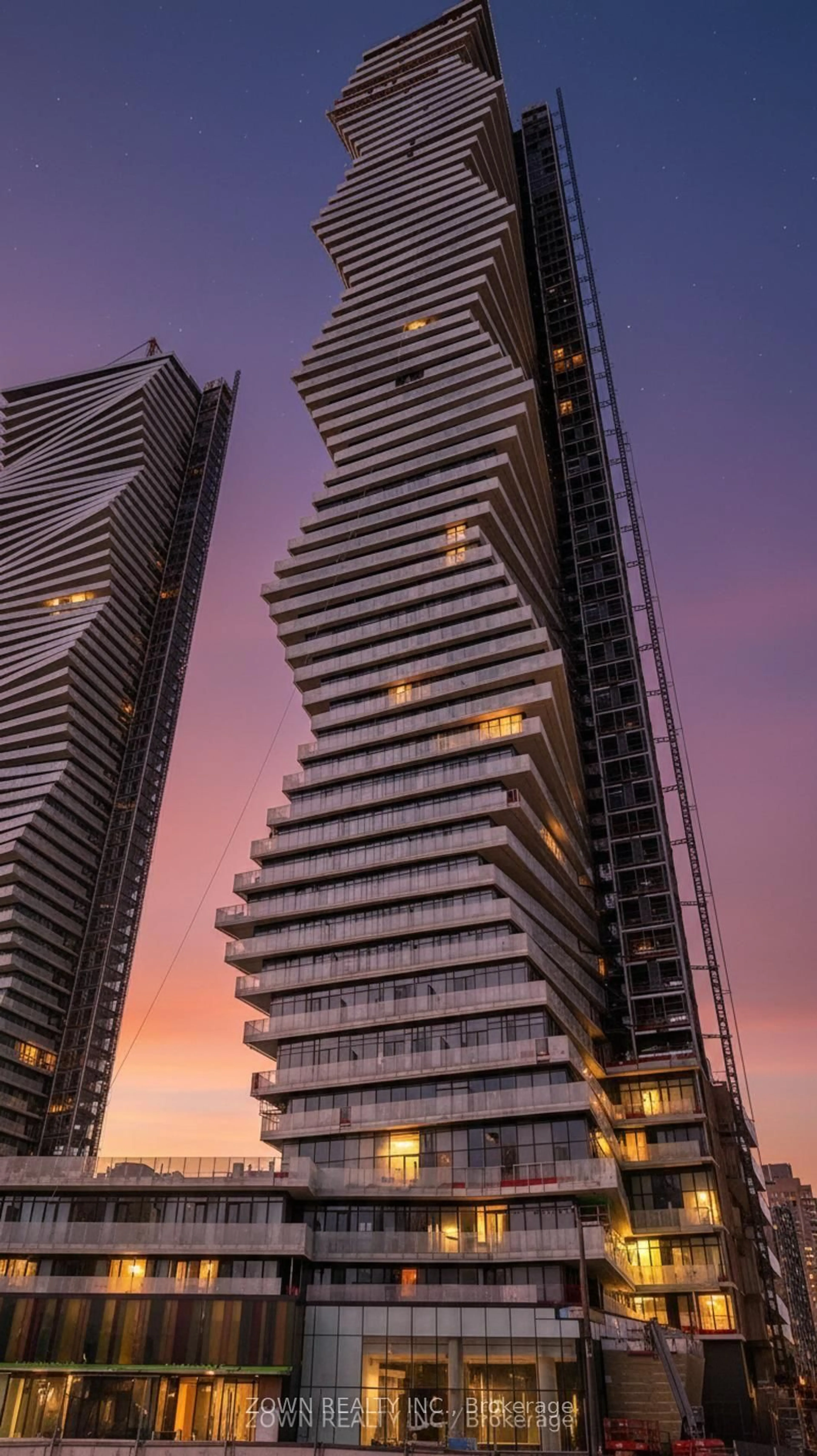 Unknown for 3900 Confederation Pkwy #1506, Mississauga Ontario L5B 0M3