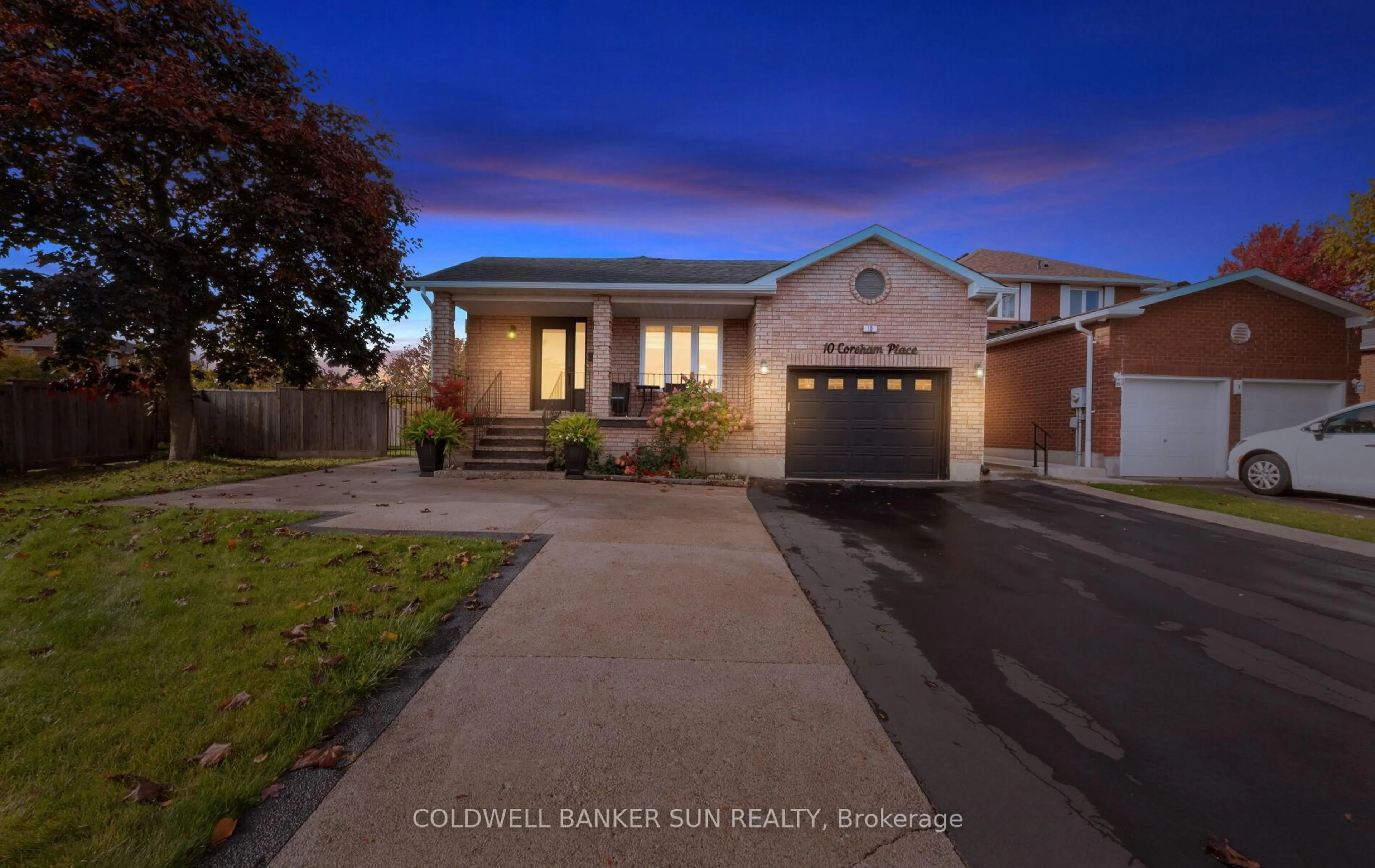 Unknown for 10 Corsham Pl, Caledon Ontario L7E 1L3