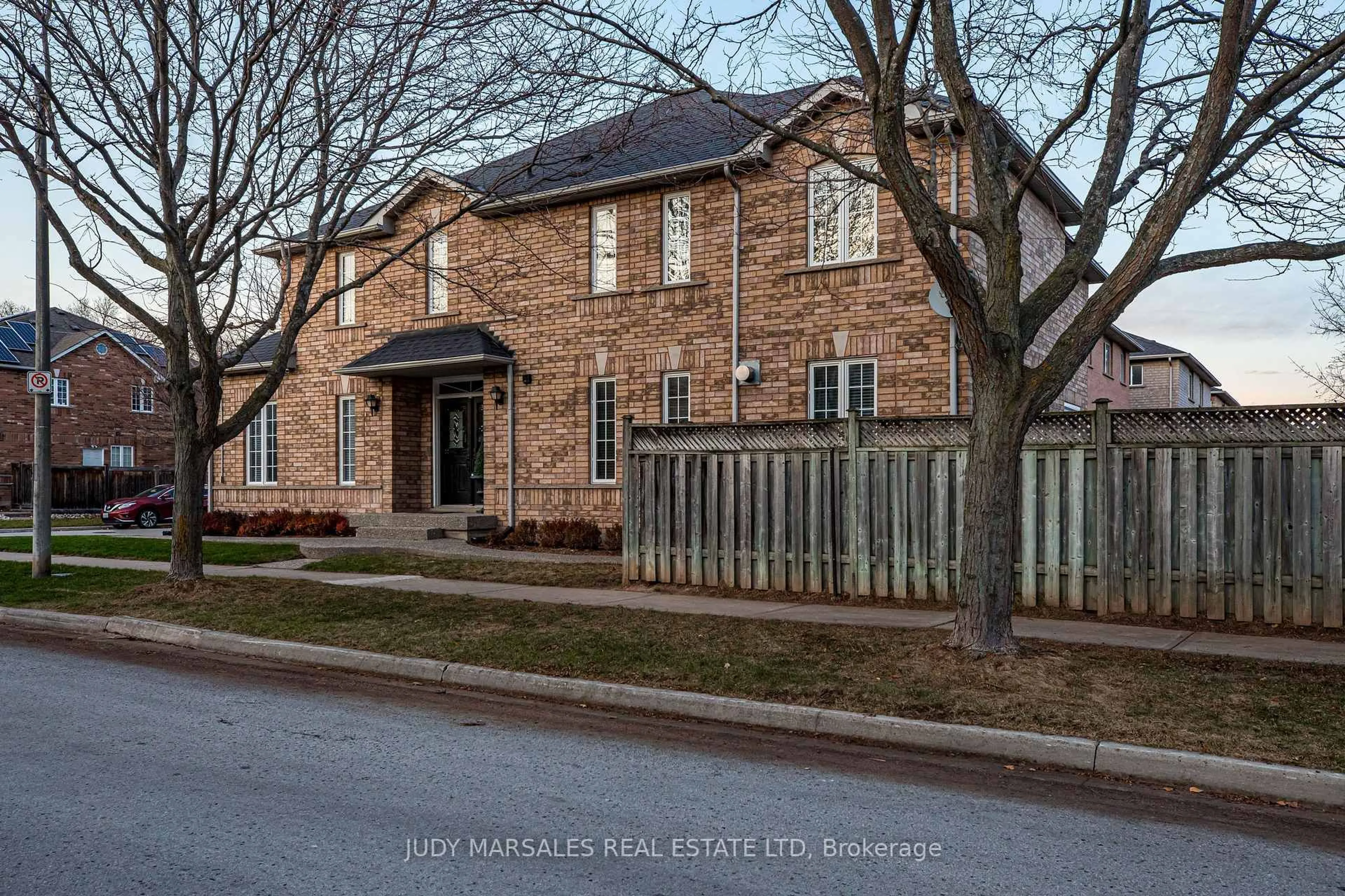 Home with brick exterior material, street for 1866 Creek Way, Burlington Ontario L7L 6P9