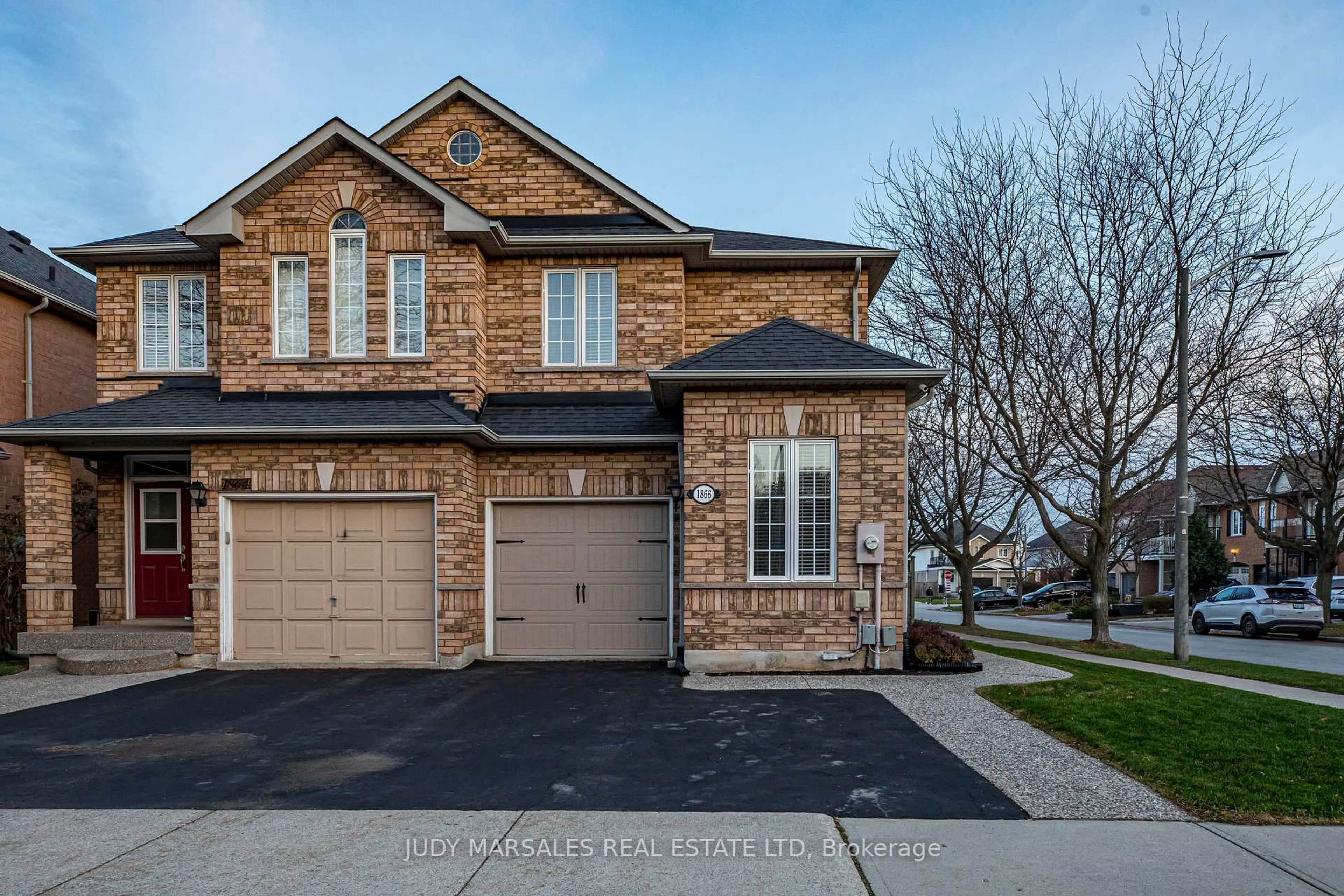 Home with brick exterior material, street for 1866 Creek Way, Burlington Ontario L7L 6P9