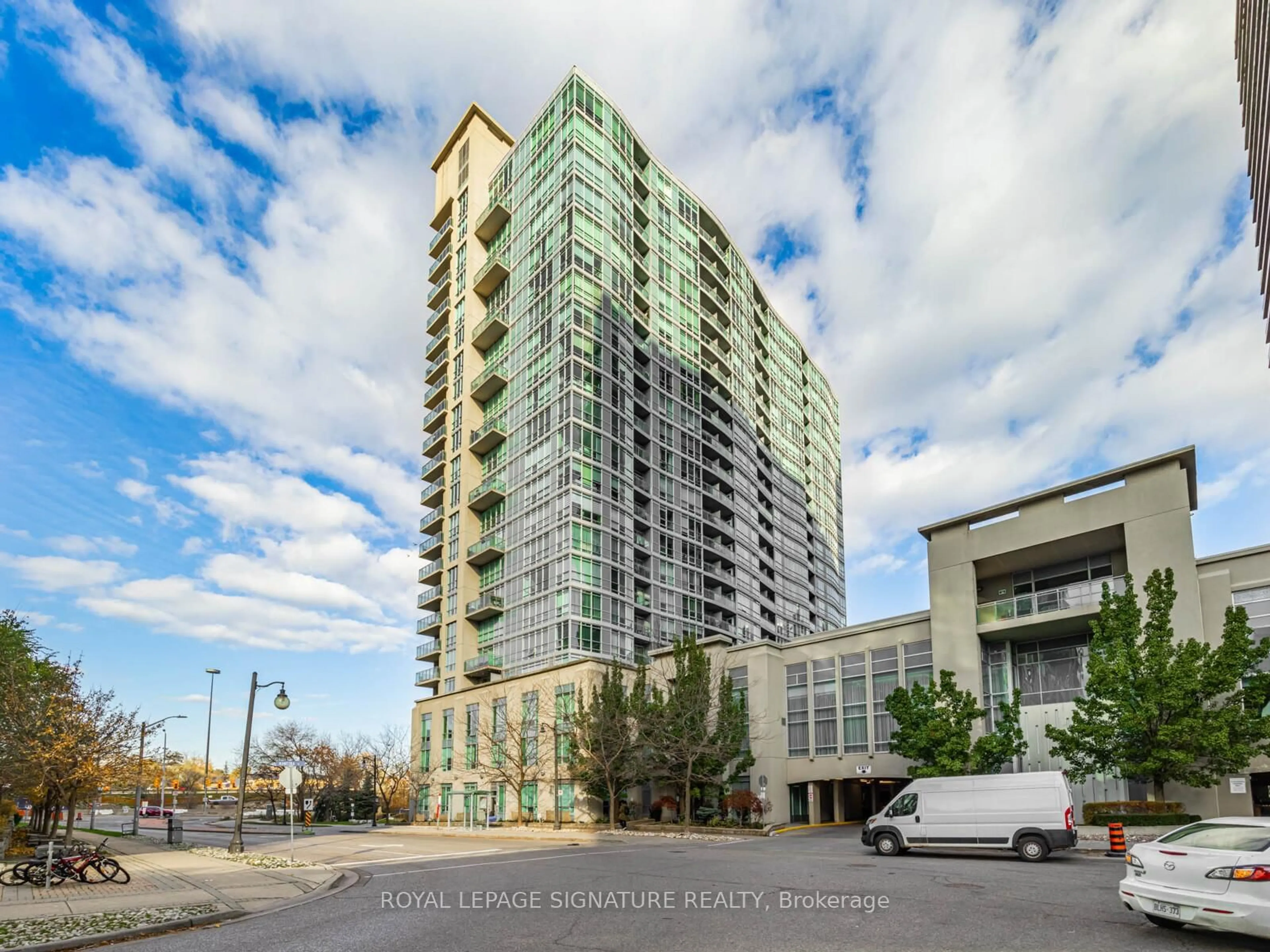 Unknown for 185 Legion Rd #1817, Toronto Ontario M8Y 0A1