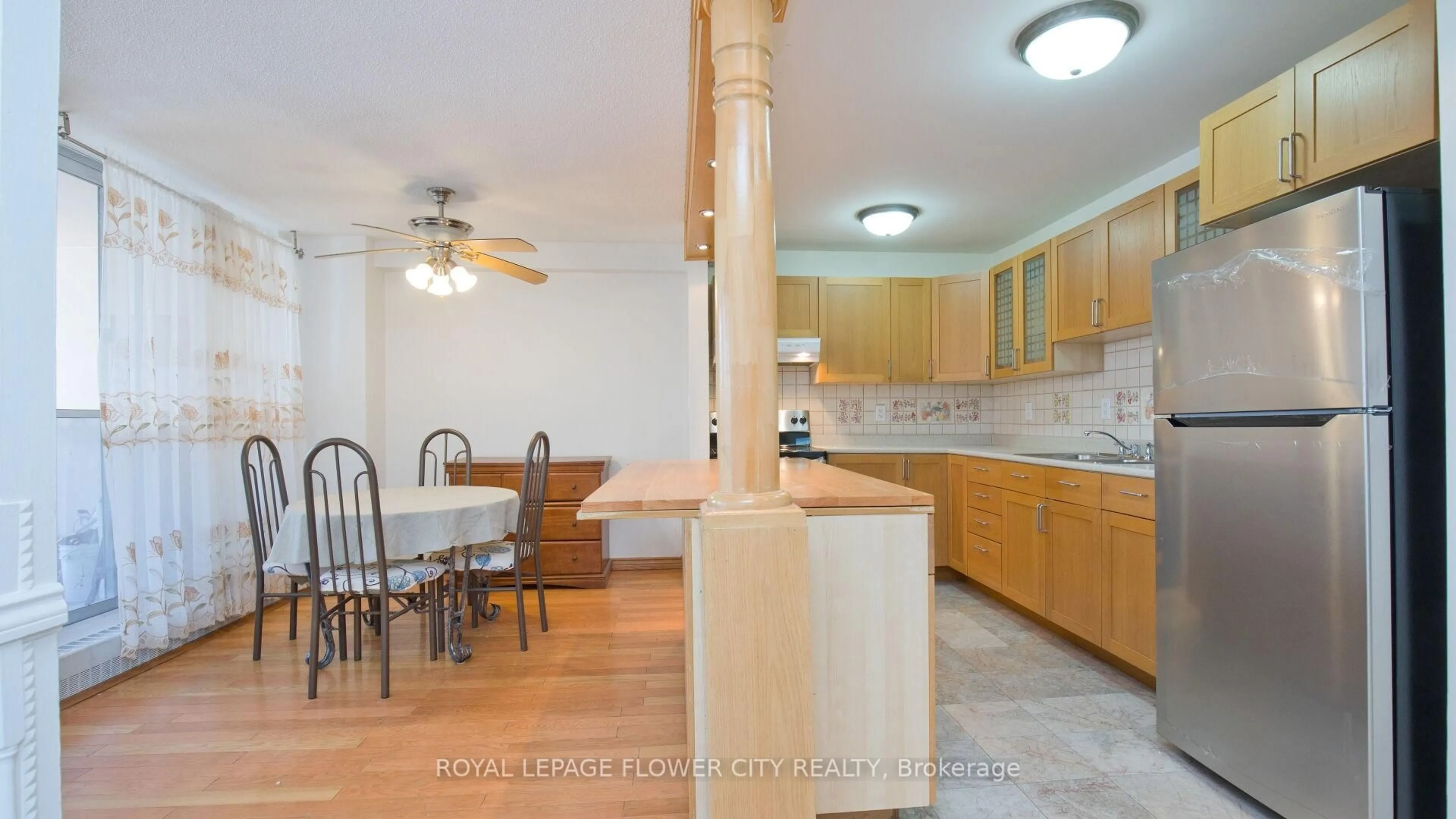 Open concept kitchen, unknown for 345 Driftwood Ave #207, Toronto Ontario M3N 2P4