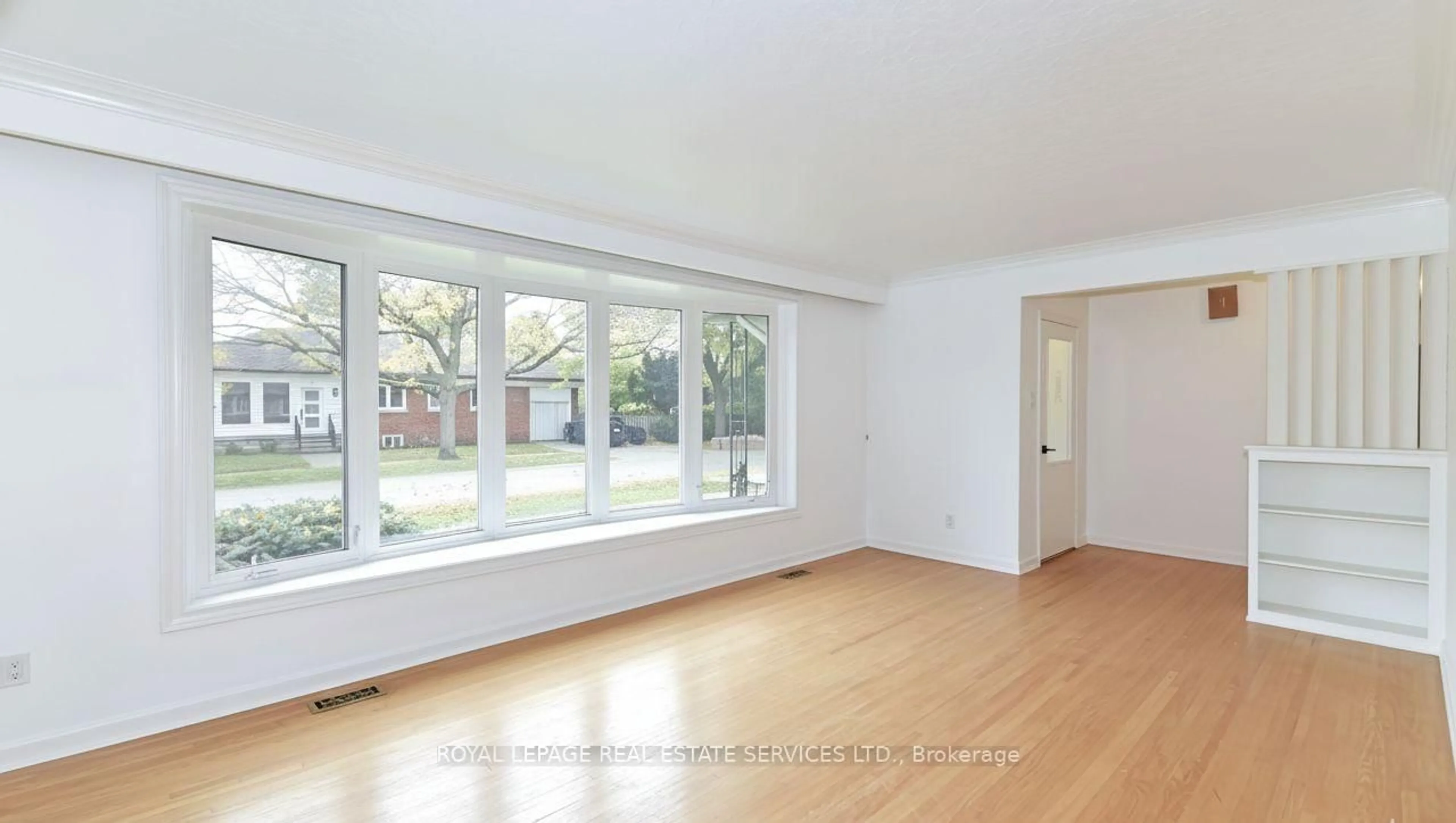 A pic of a room for 3 Kellogg St, Toronto Ontario M8Z 4C6