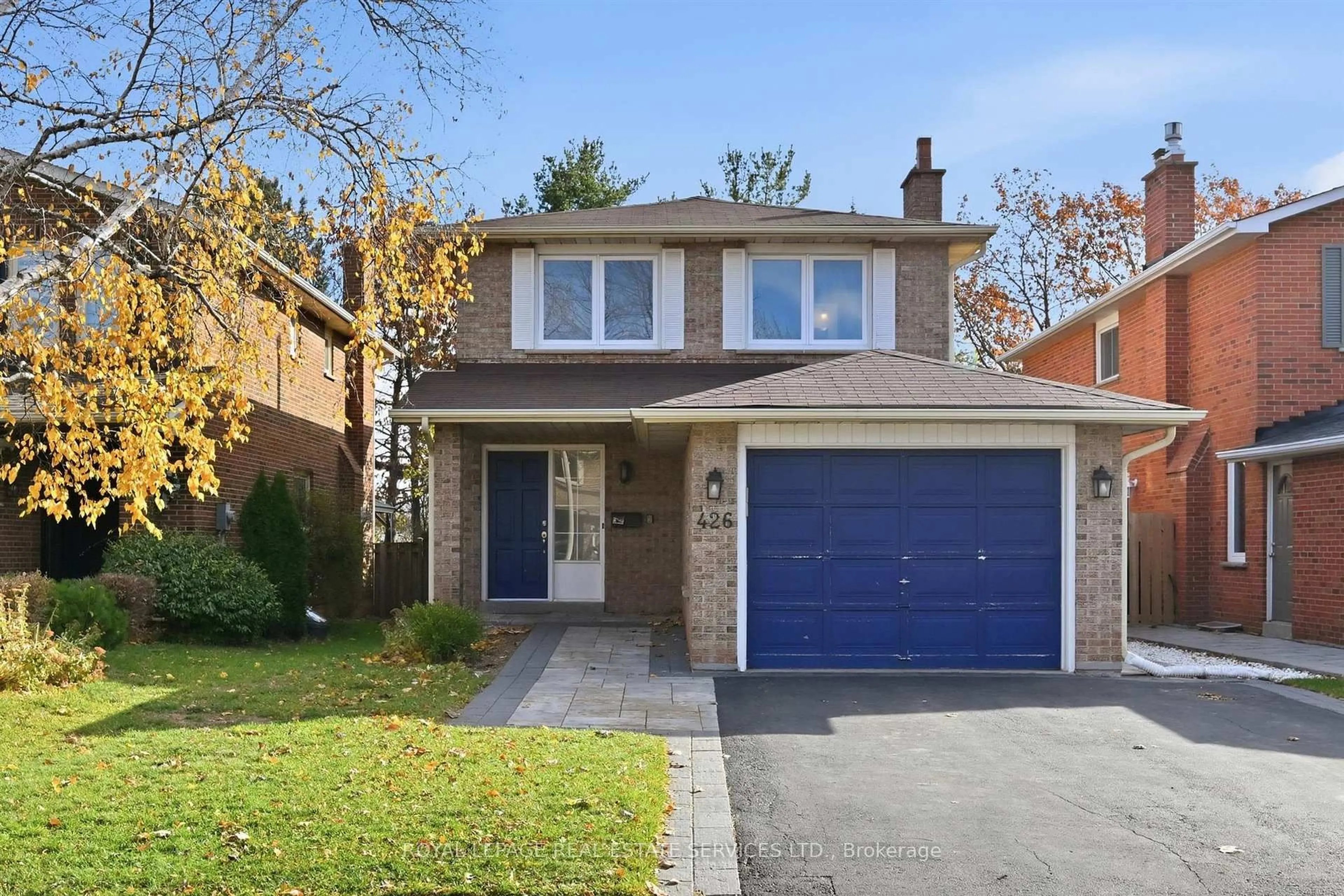 Home with brick exterior material, street for 426 Parkridge Cres, Oakville Ontario L6M 1B2