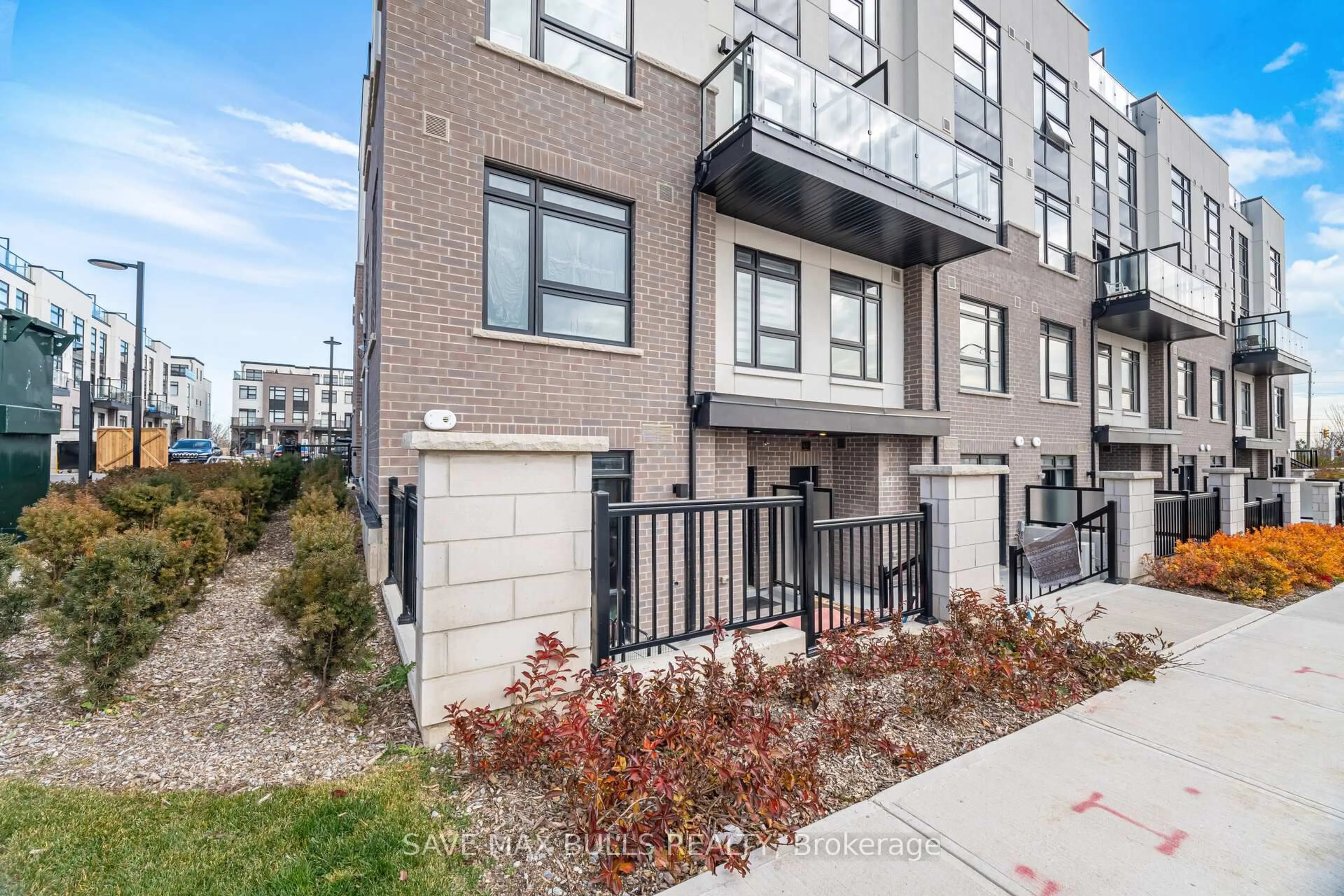 Unknown for 1589 Rose Way #119, Milton Ontario L9E 1N4