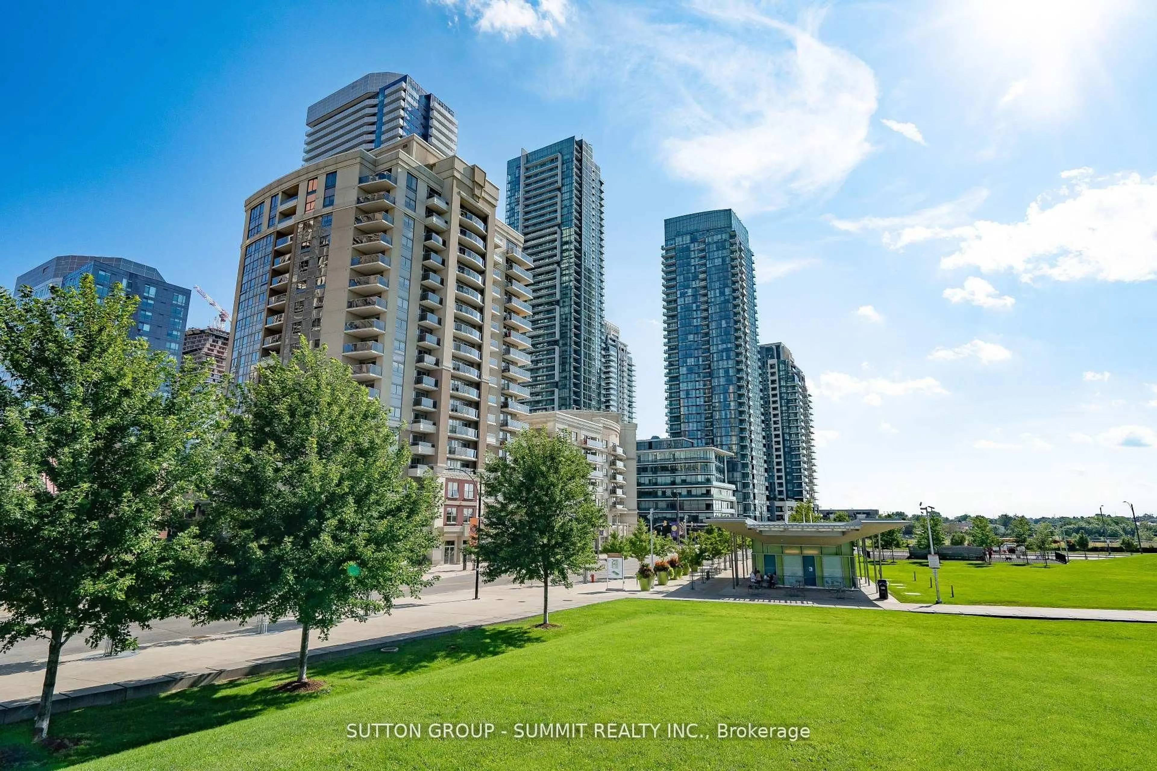 A pic from outside/outdoor area/front of a property/back of a property/a pic from drone, city buildings view from balcony for 350 PRINCESS ROYAL Dr #107, Mississauga Ontario L5B 4N1
