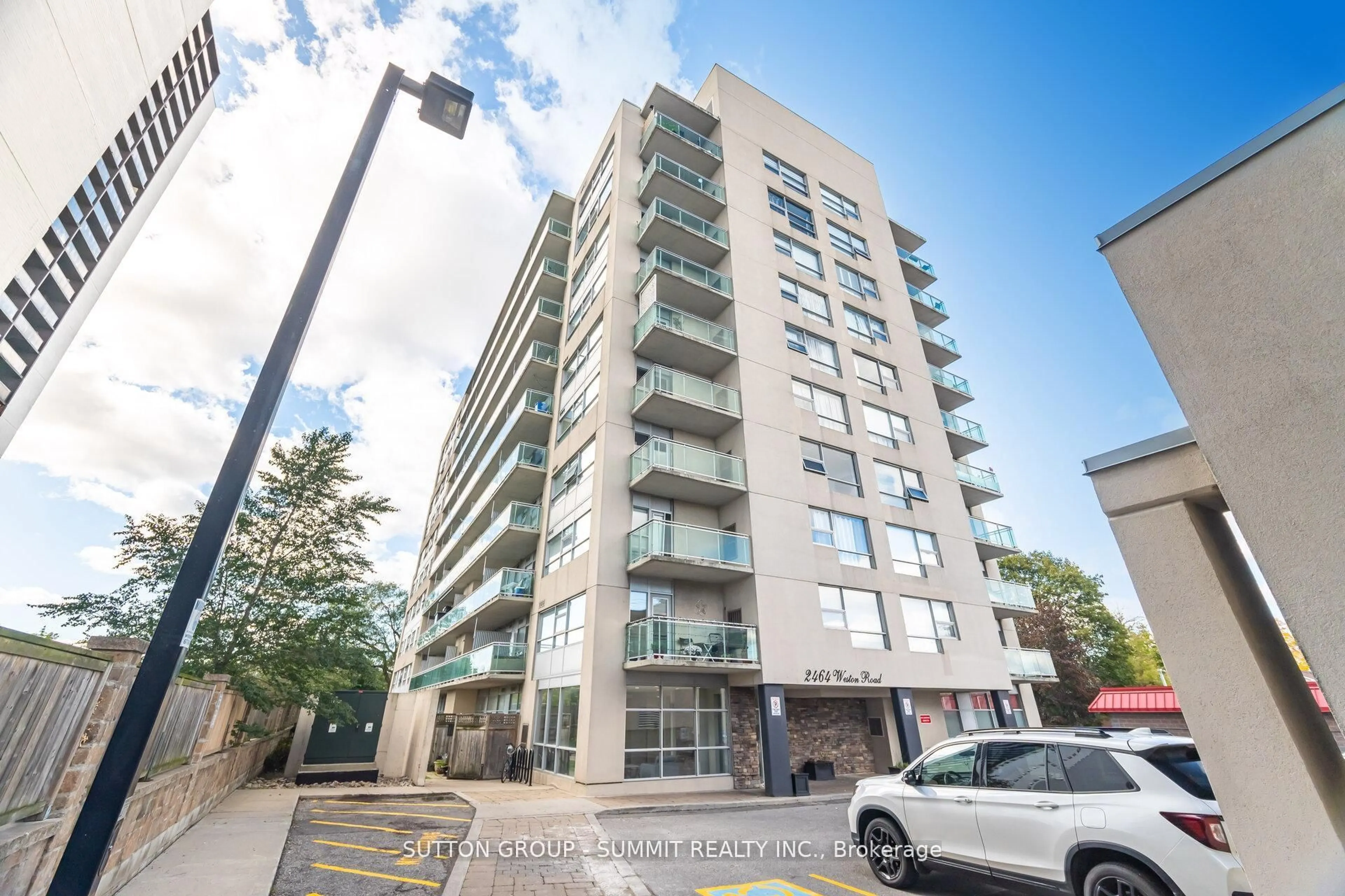 A pic from outside/outdoor area/front of a property/back of a property/a pic from drone, building for 2464 WESTON Rd #401, Toronto Ontario M9N 0A2