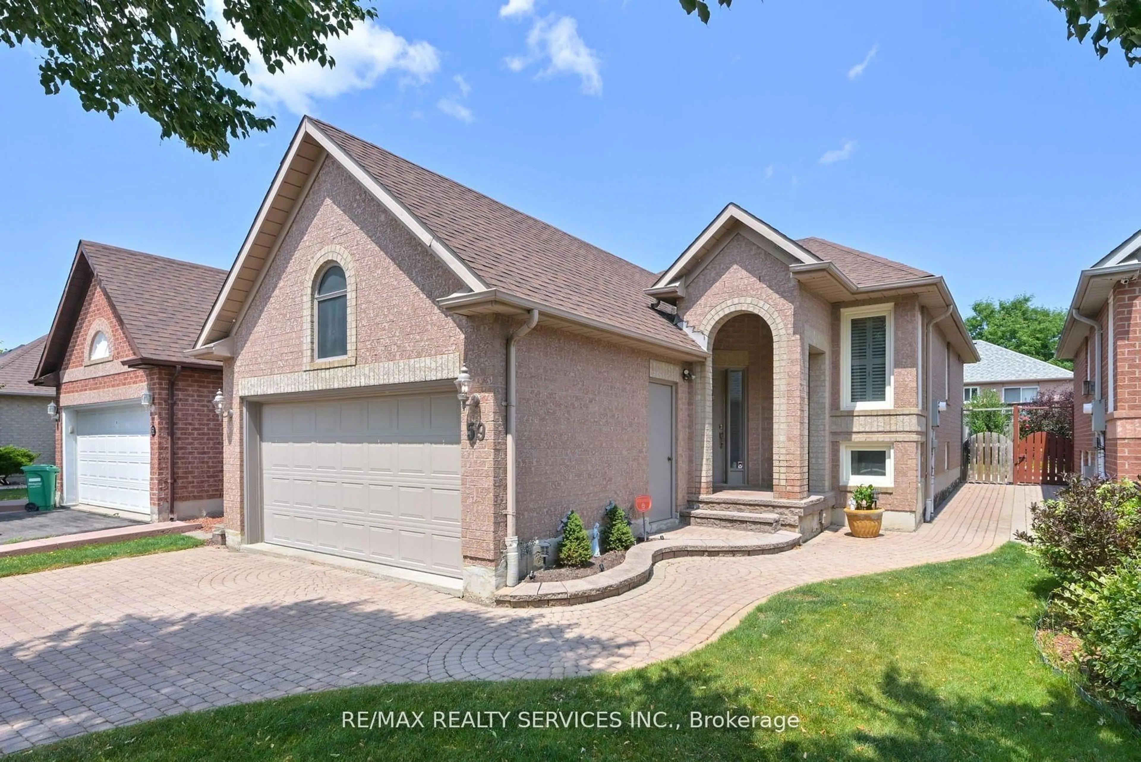 Home with brick exterior material, street for 59 Springview Dr, Brampton Ontario L6X 4L8