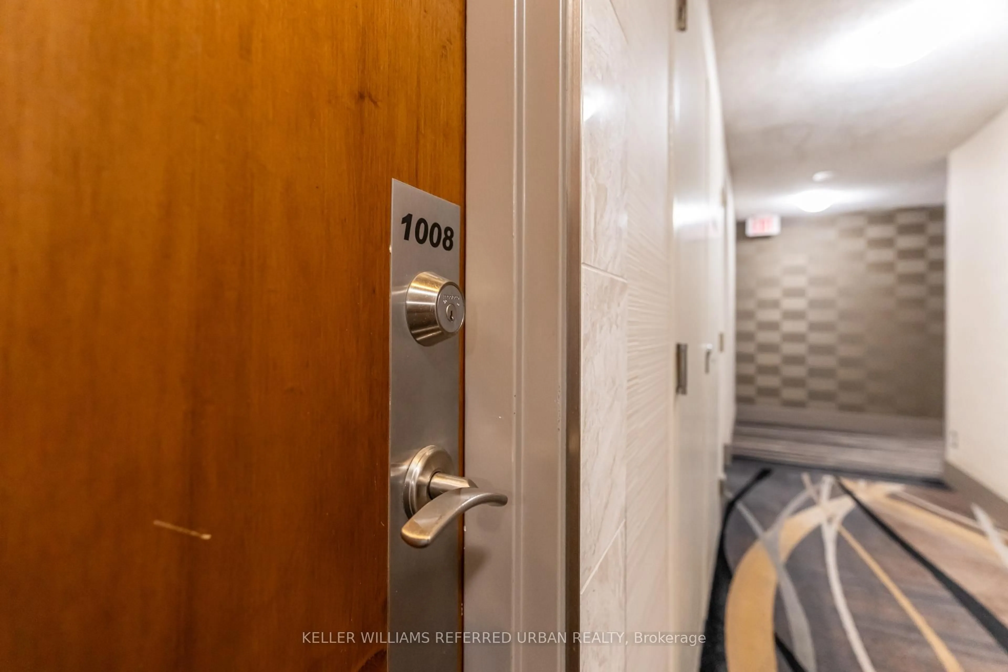 Indoor foyer for 2121 Lake Shore Blvd #1008, Toronto Ontario M8V 4E9