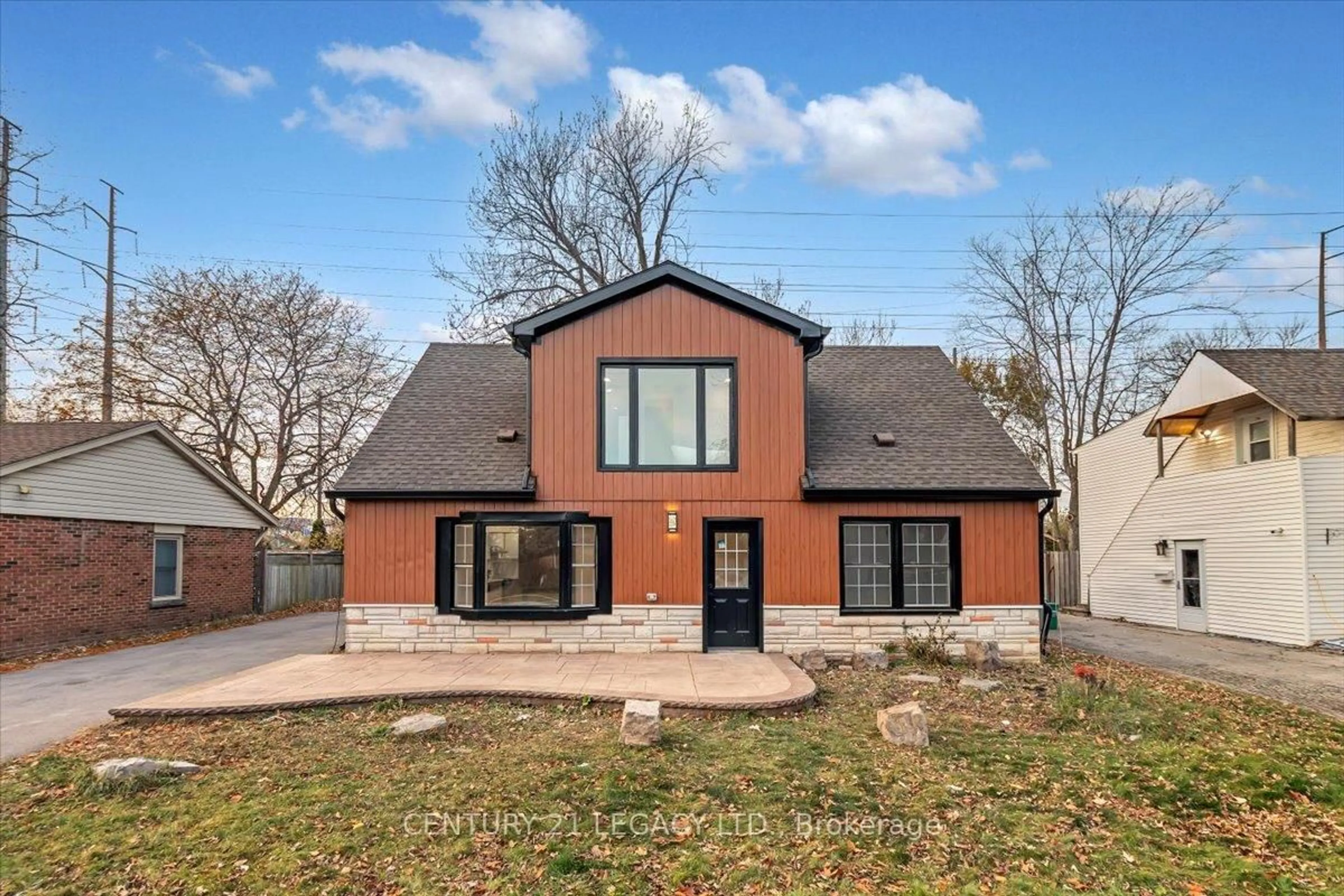 Home with brick exterior material, street for 2027 Churchill Ave, Burlington Ontario L7R 3T8