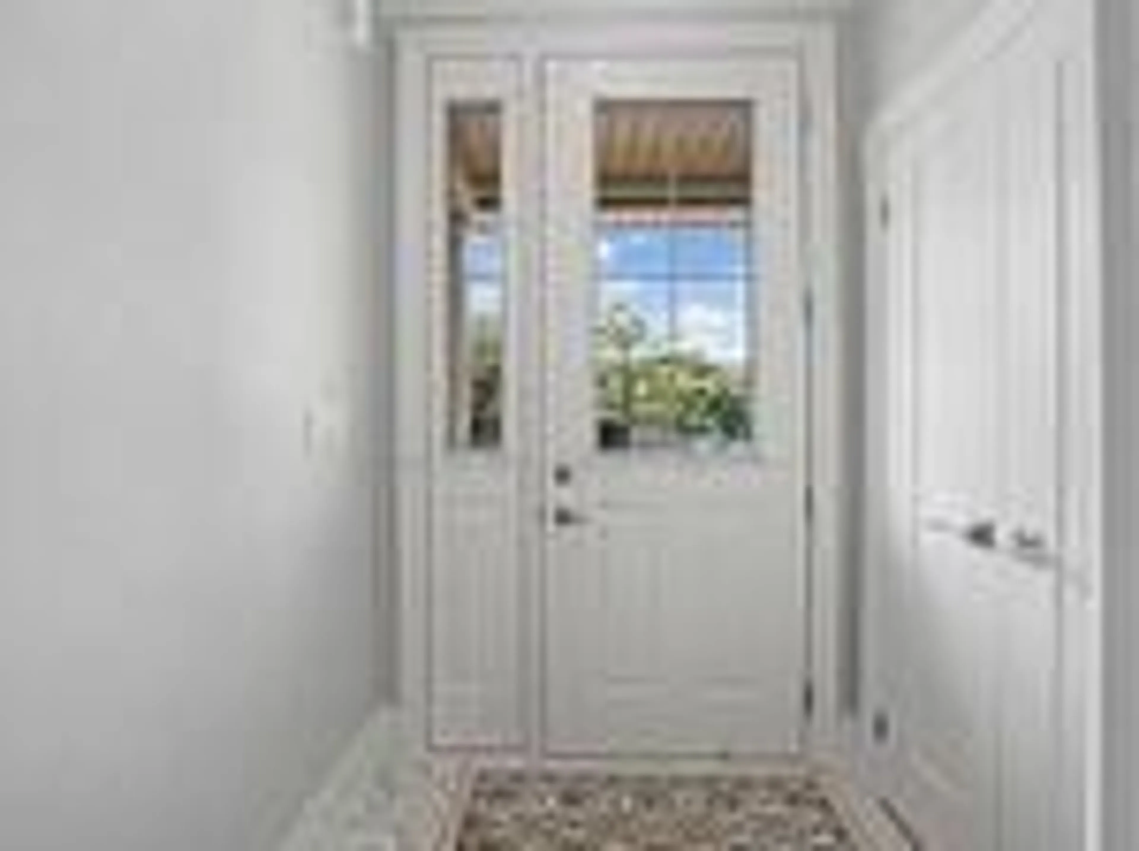 Indoor entryway for 12 Jack Kenny Crt, Caledon Ontario L7E 2M5