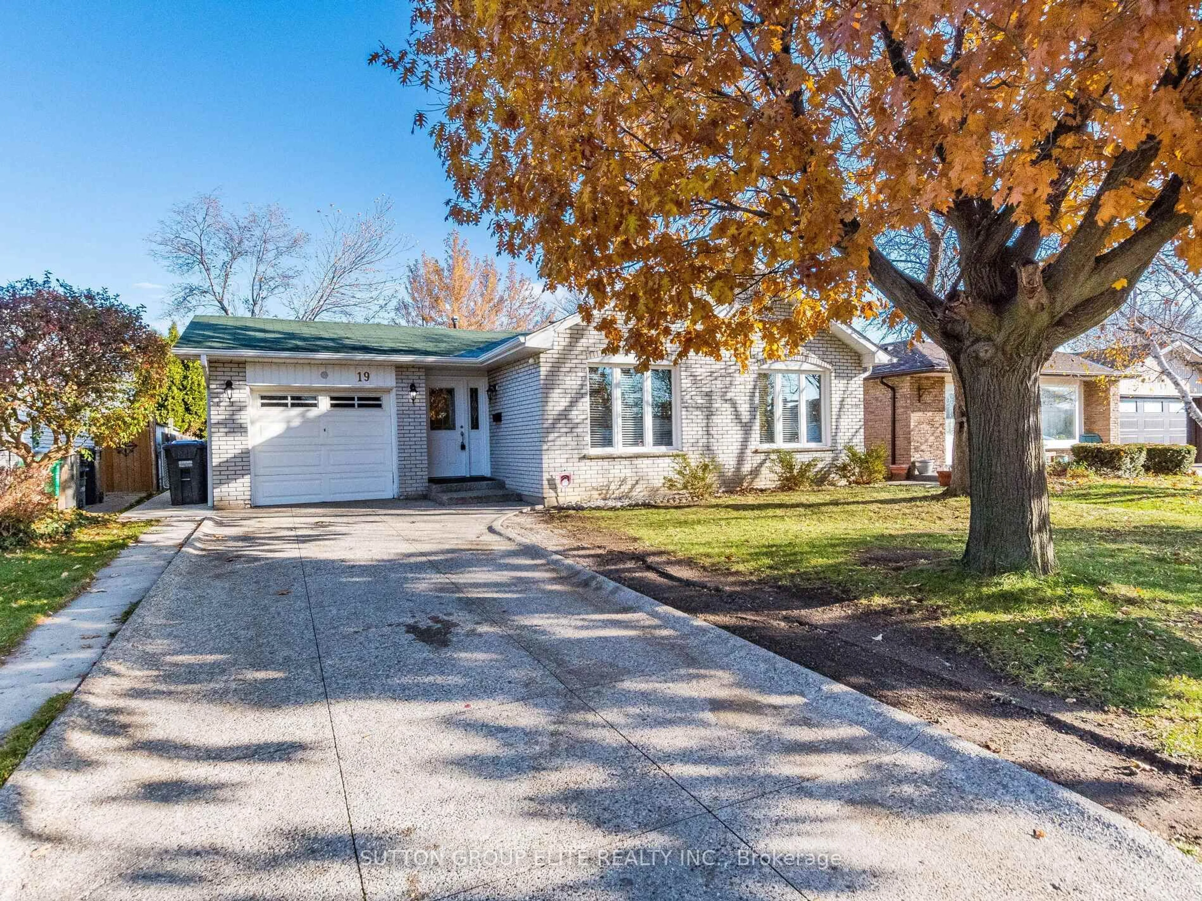 Unknown for 19 Glenforest Rd, Brampton Ontario L6S 1L8