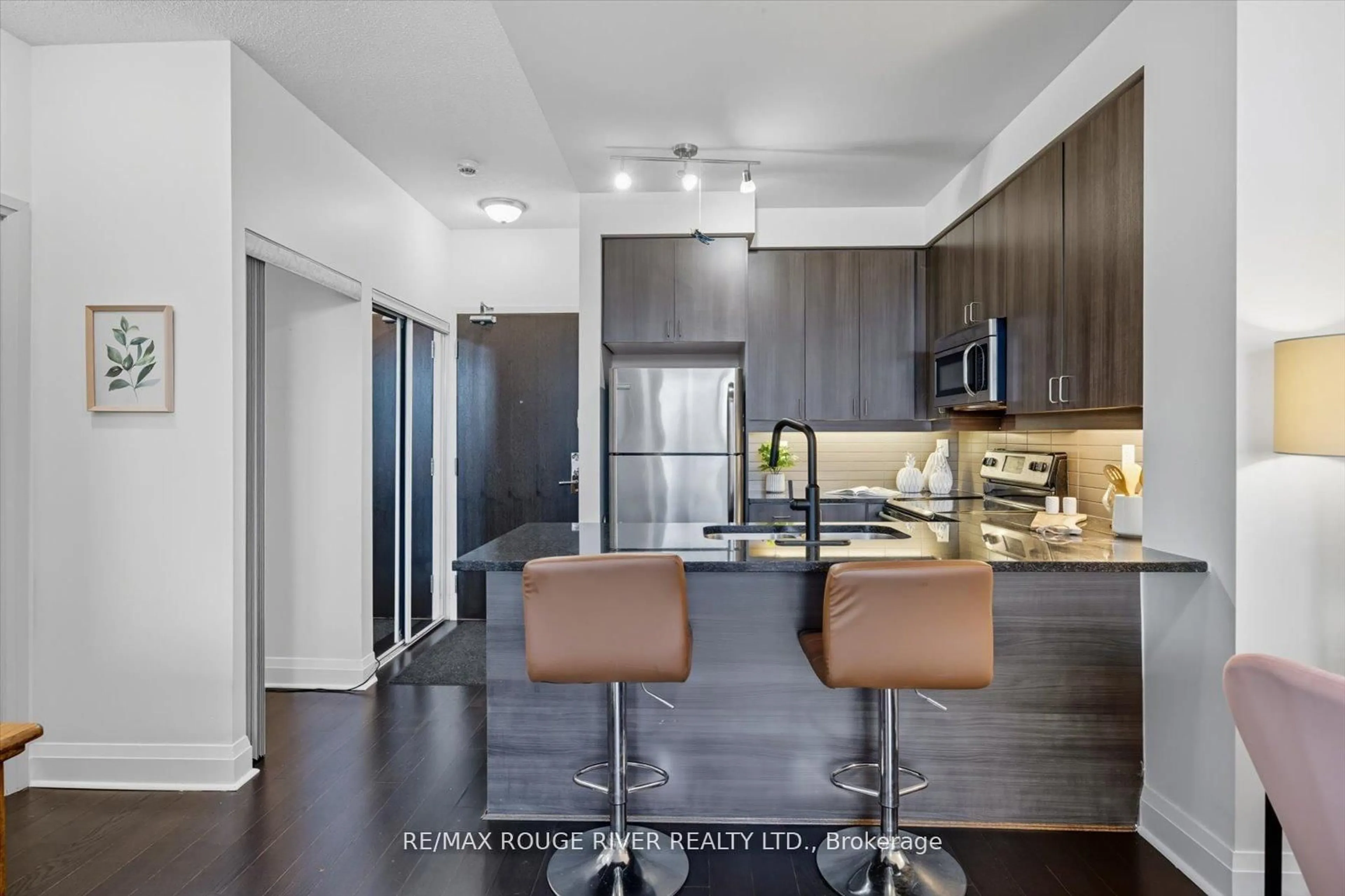 Open concept kitchen, unknown for 1185 The Queensway Ave #213, Toronto Ontario M8Z 0C6