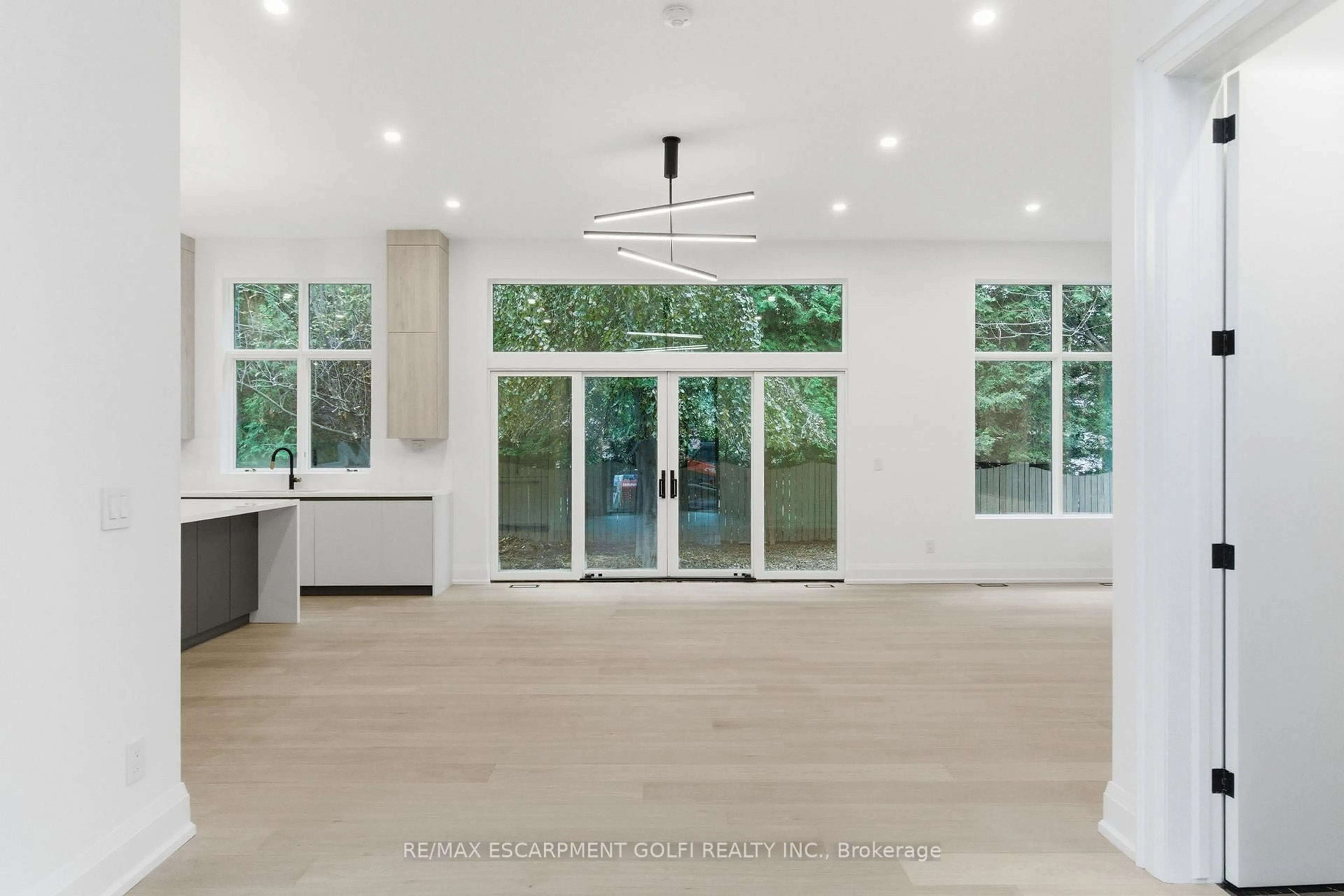 Unknown for 135 Secord Lane, Burlington Ontario L7L 2H6